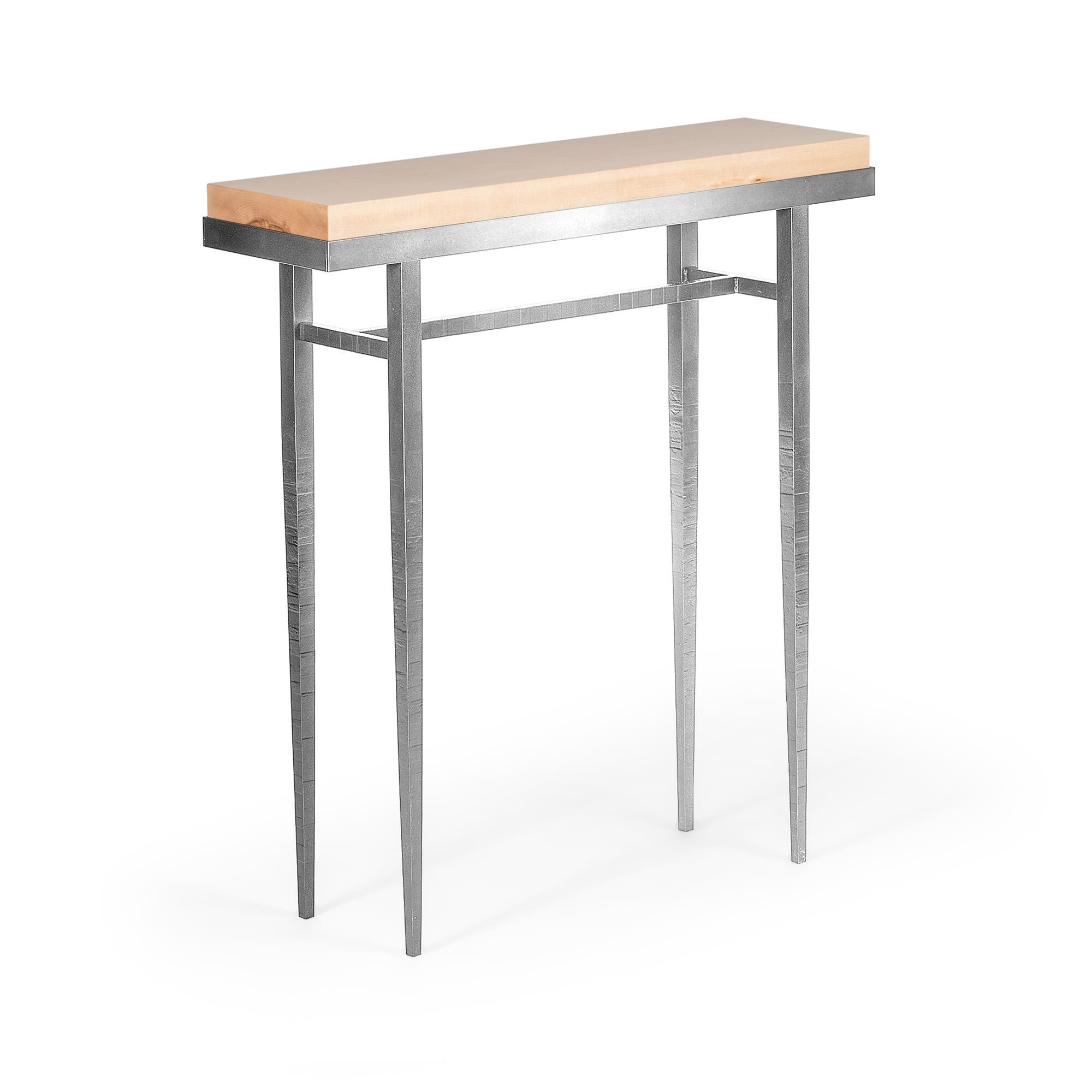 Shown in Sterling finish and Maple Natural accent