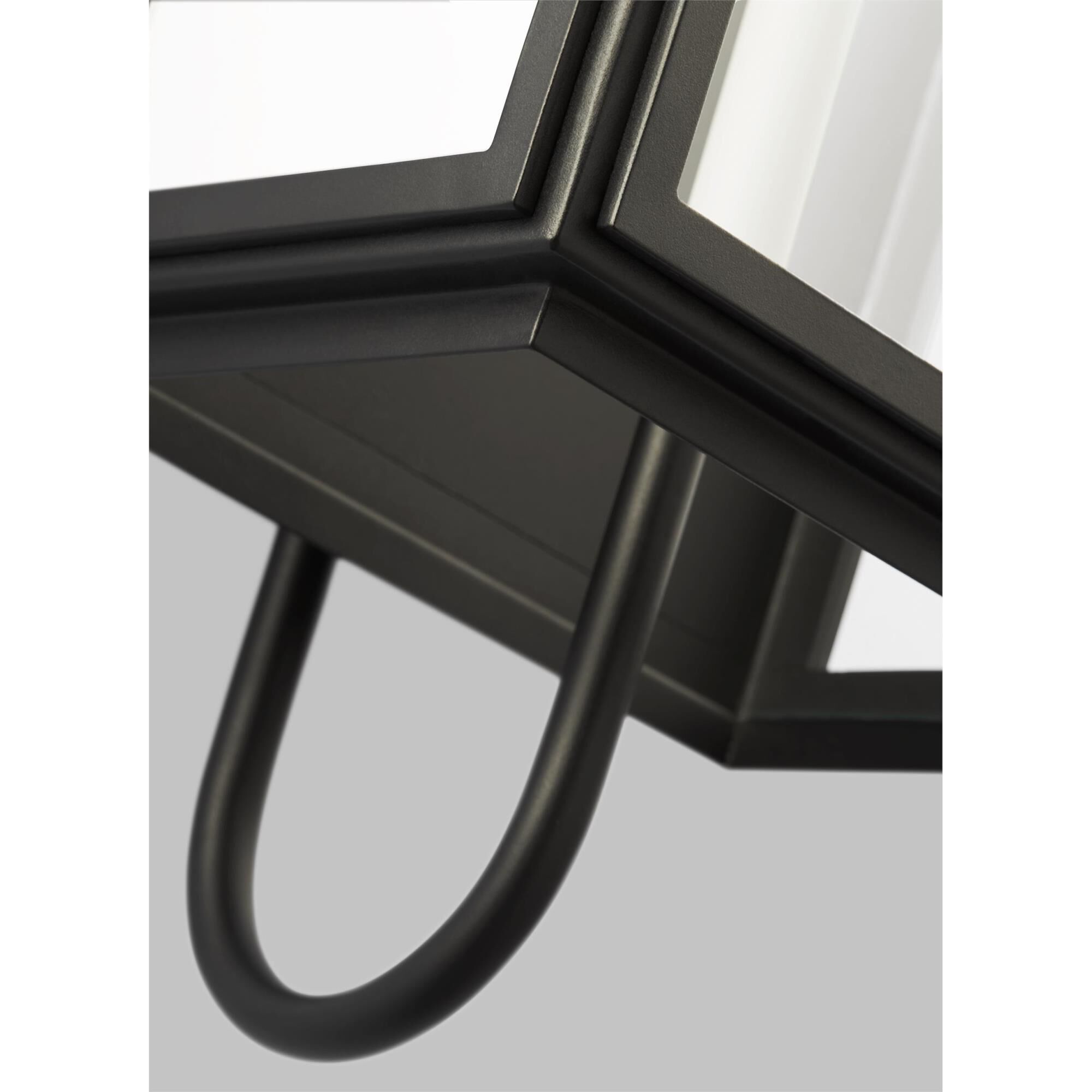 Shown in Textured Black finish and Clear Glass Panels shade