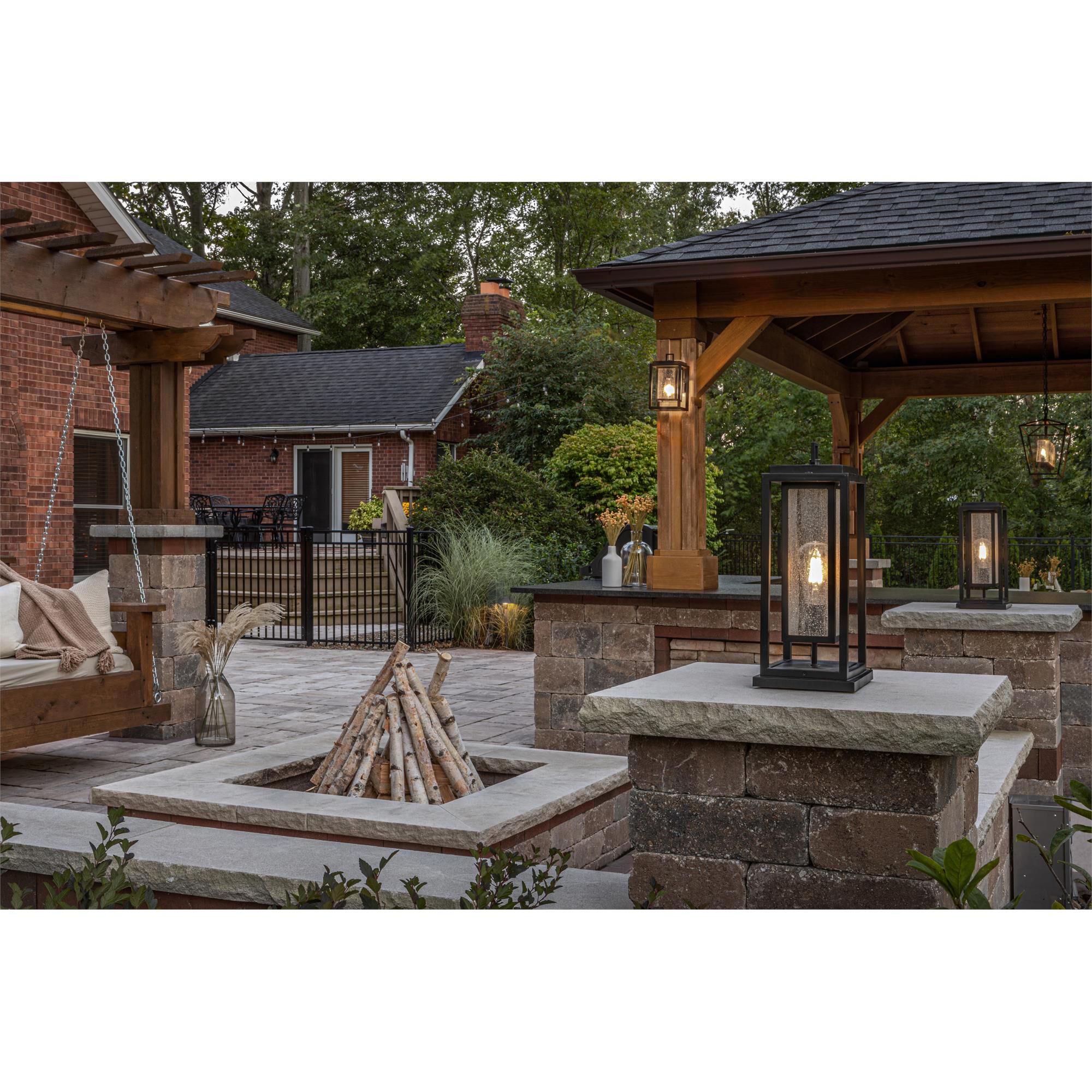 Shown in Black finish and Clear Seedy glass