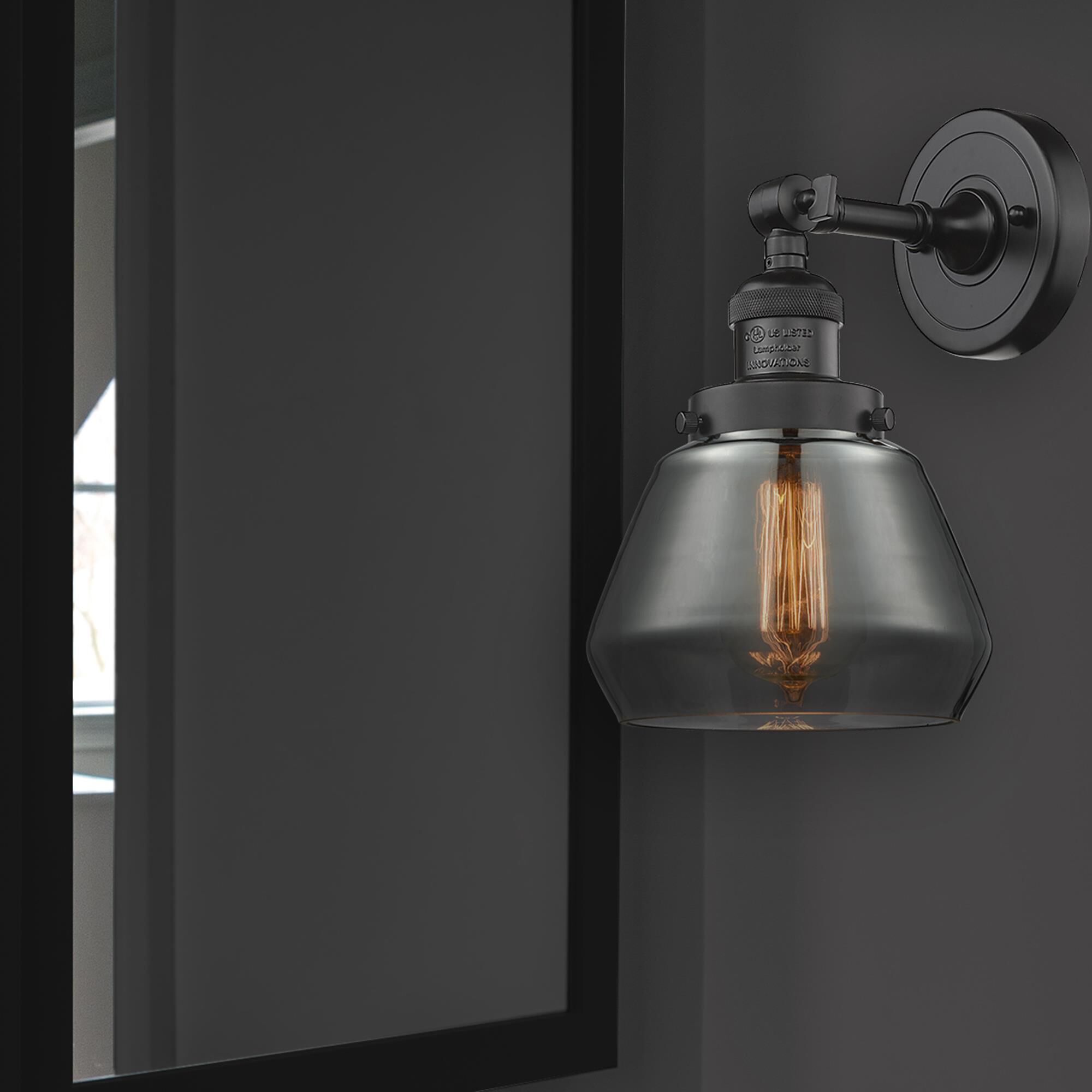 Shown in Oil Rubbed Bronze finish and Plated Smoked glass