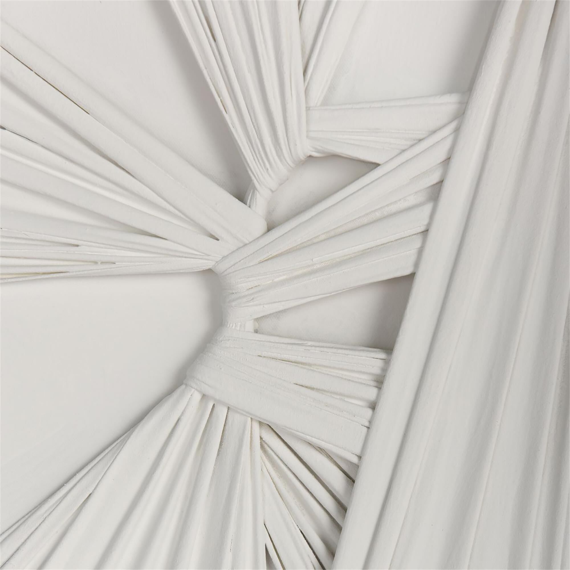 Shown in White and Silver finish