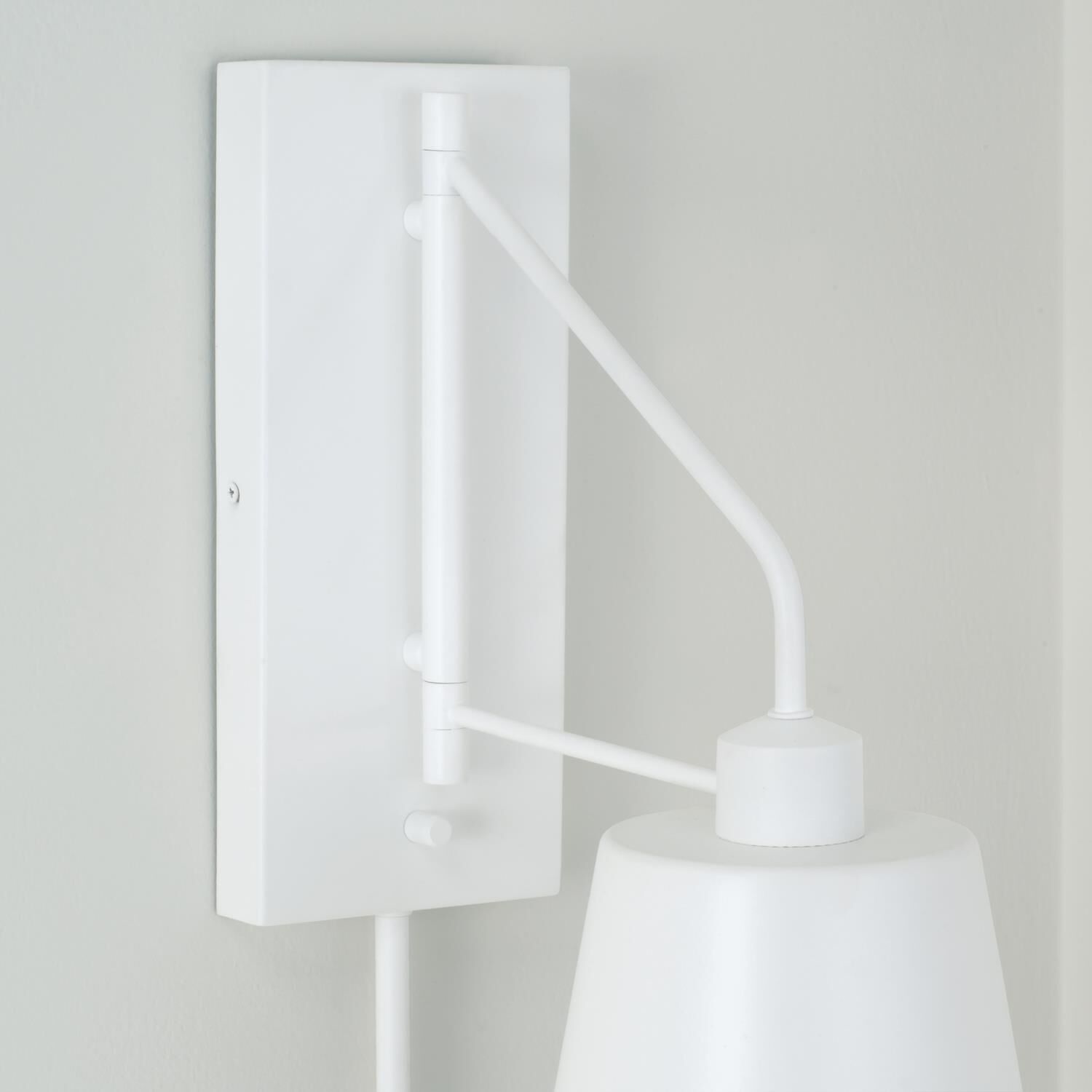Shown in Matte White finish and Matte White Metal shade