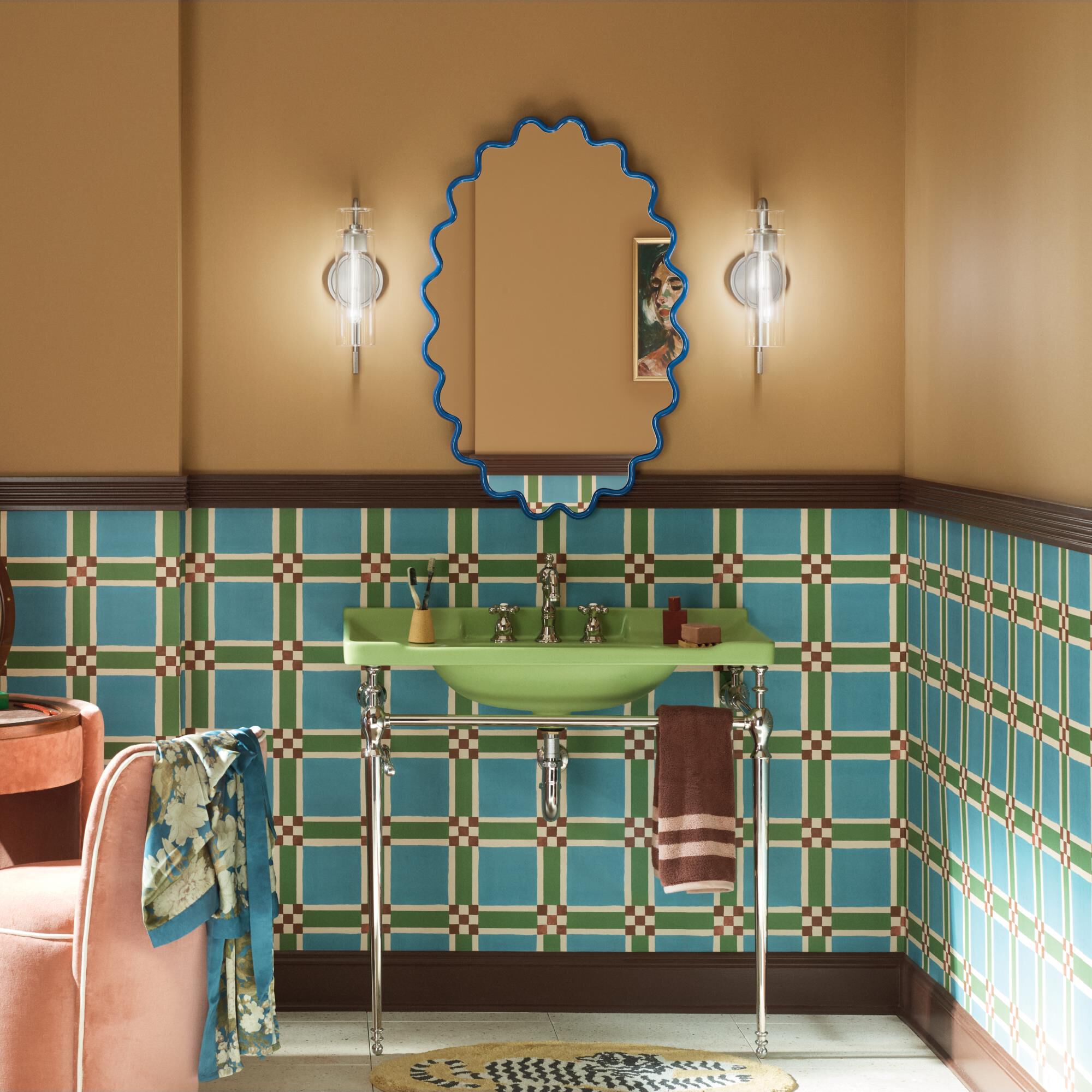 Shown in Brushed Nickel finish and Clear glass