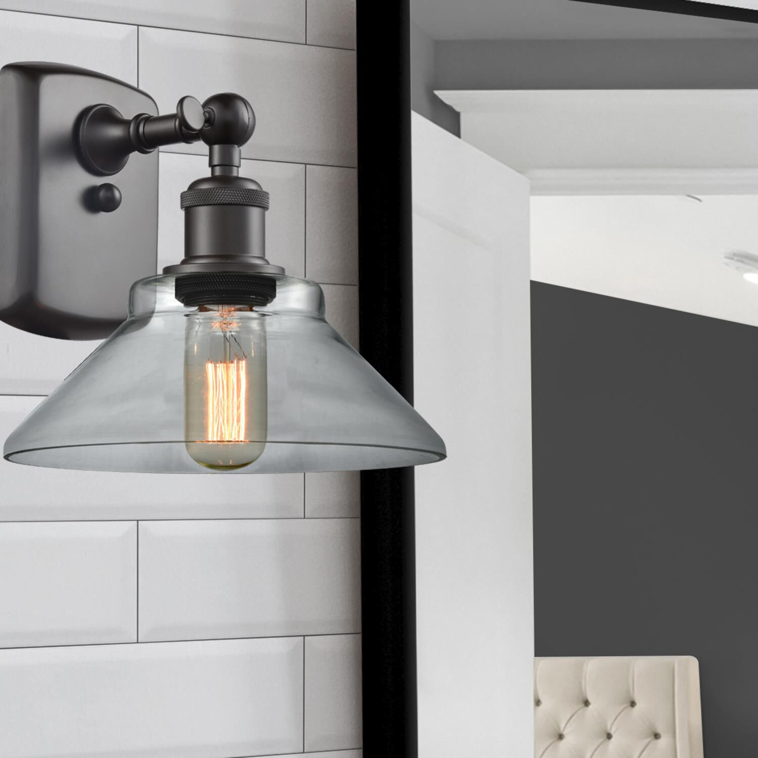 Shown in Oil Rubbed Bronze finish and Clear glass