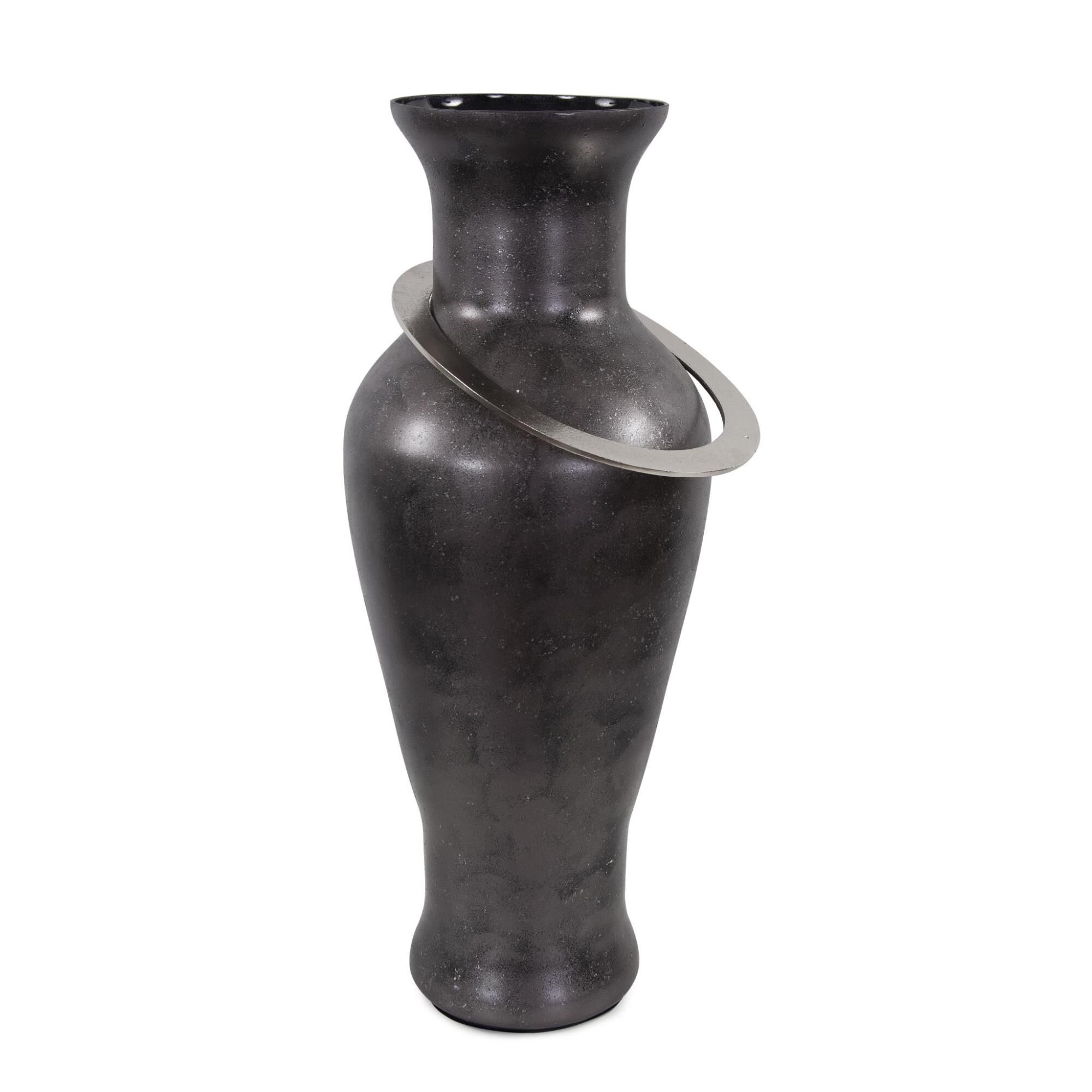 Shown in Polished finish