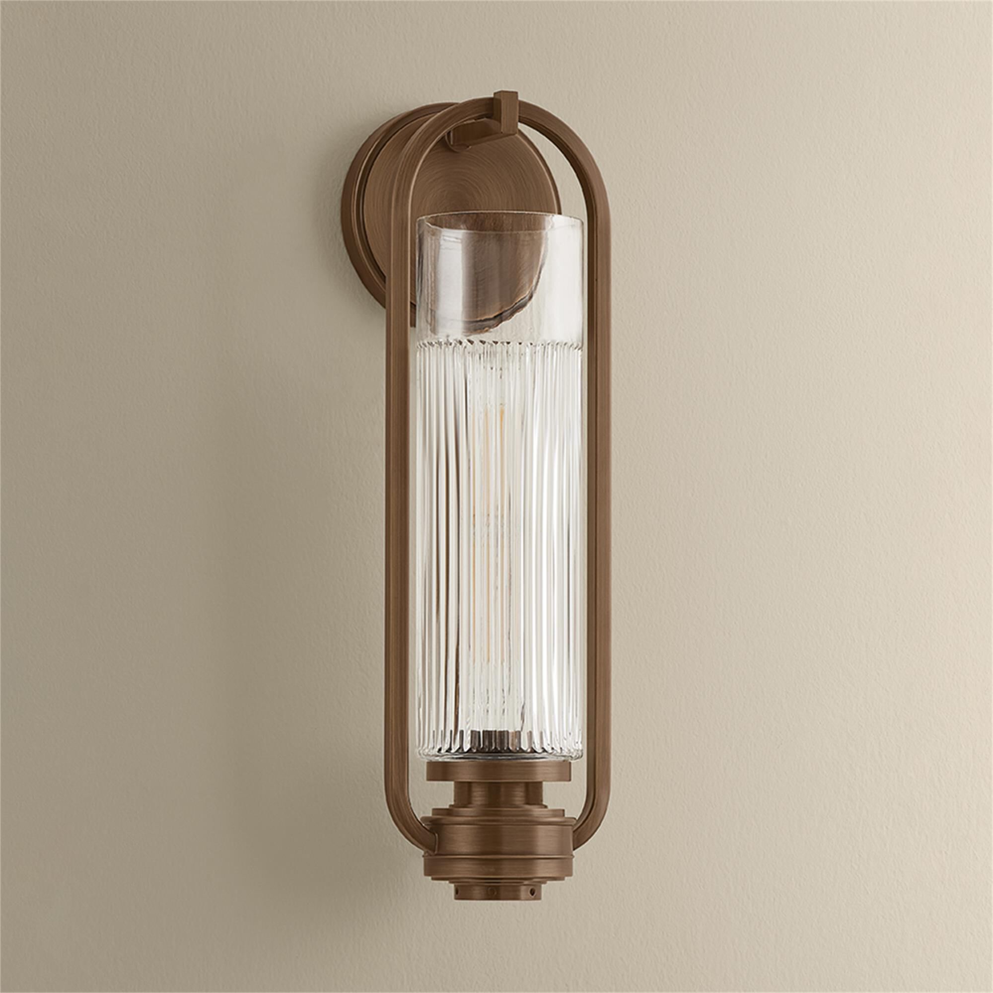 Shown in Historic Bronze finish and Clear Optic glass
