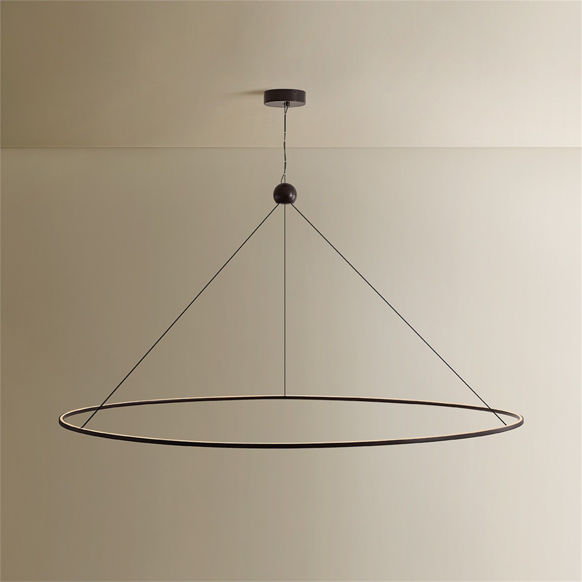 Converge Grand Chandelier,