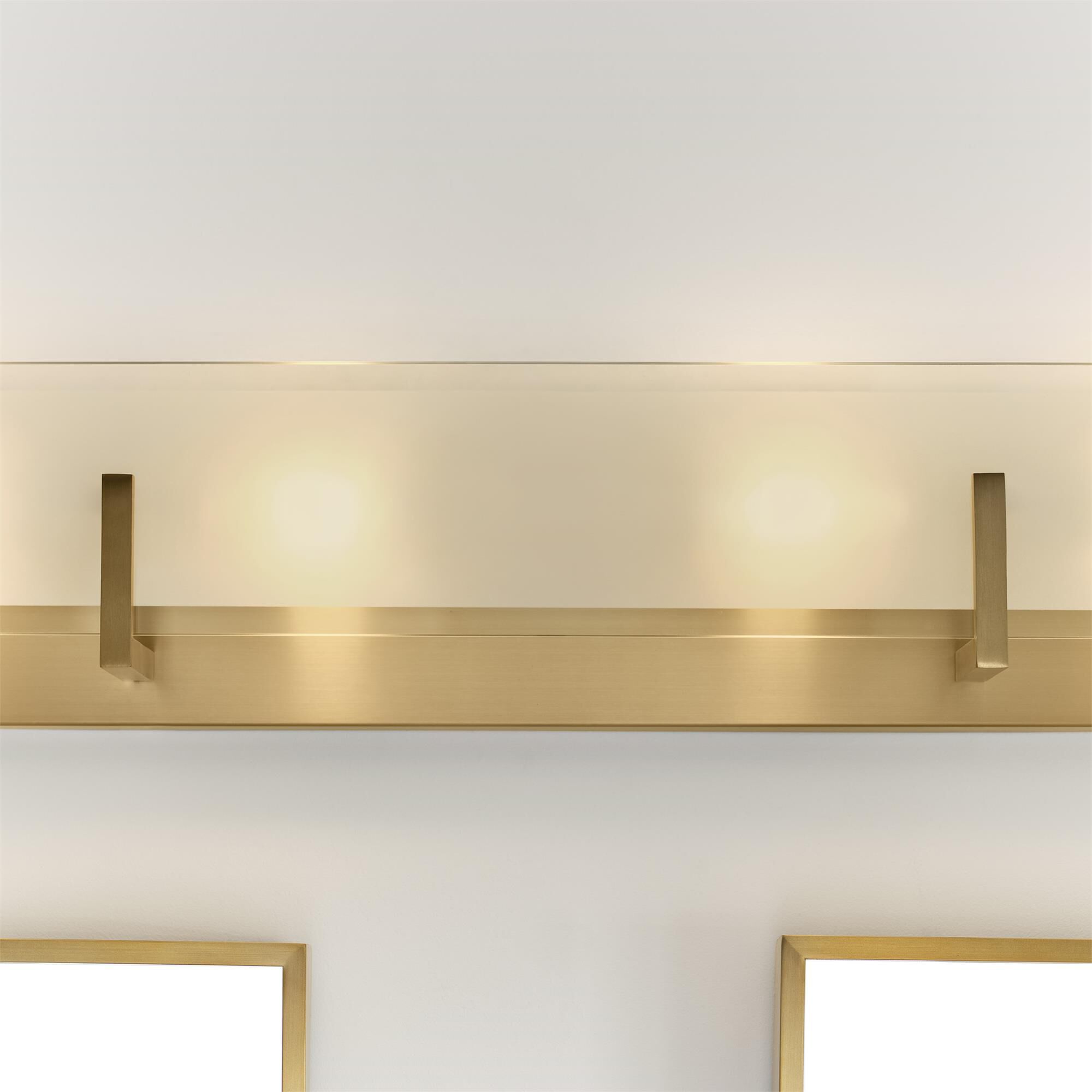 Shown in Satin Brass finish and Clear Highlighted Satin Etched glass
