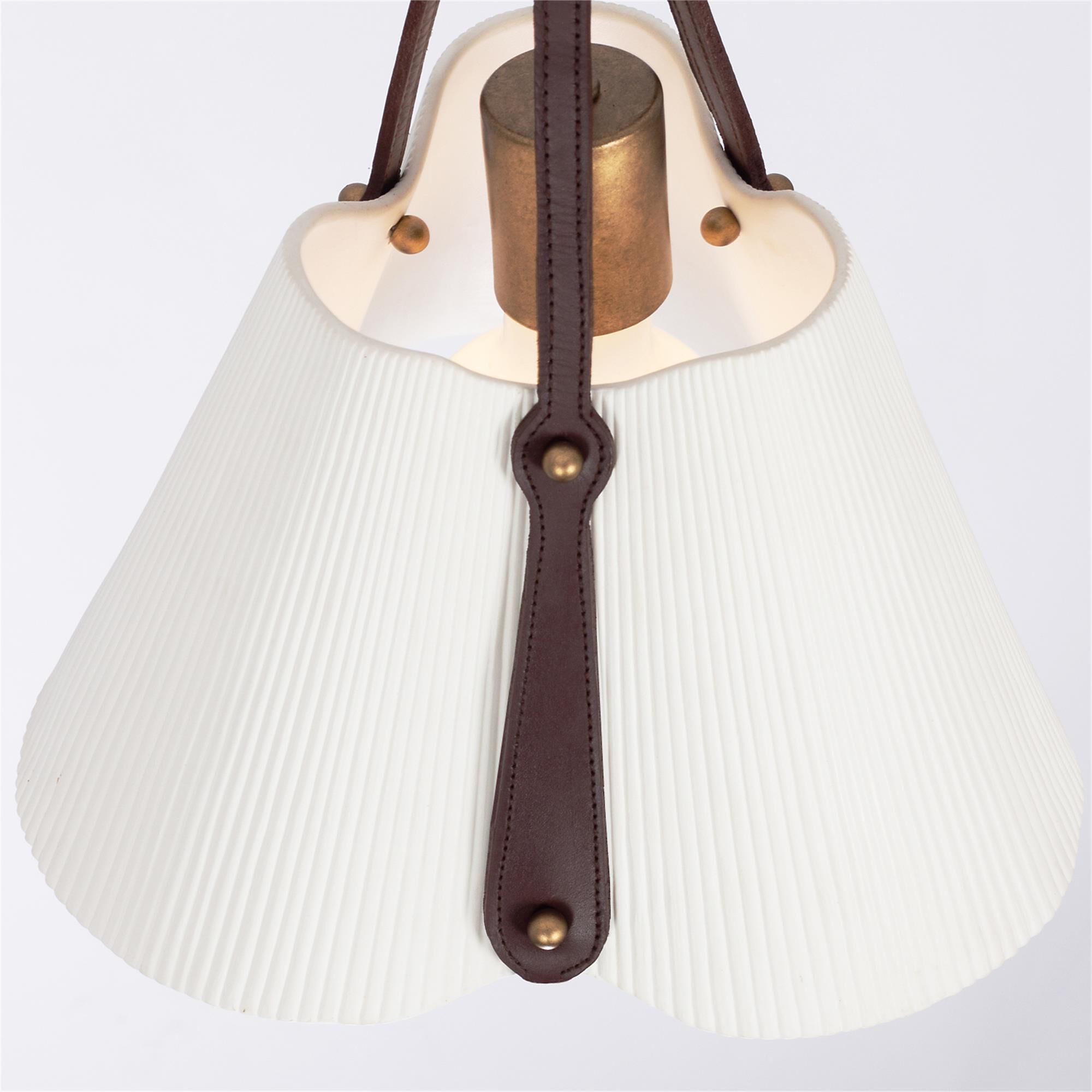 Shown in Pearlized Antique Brass finish