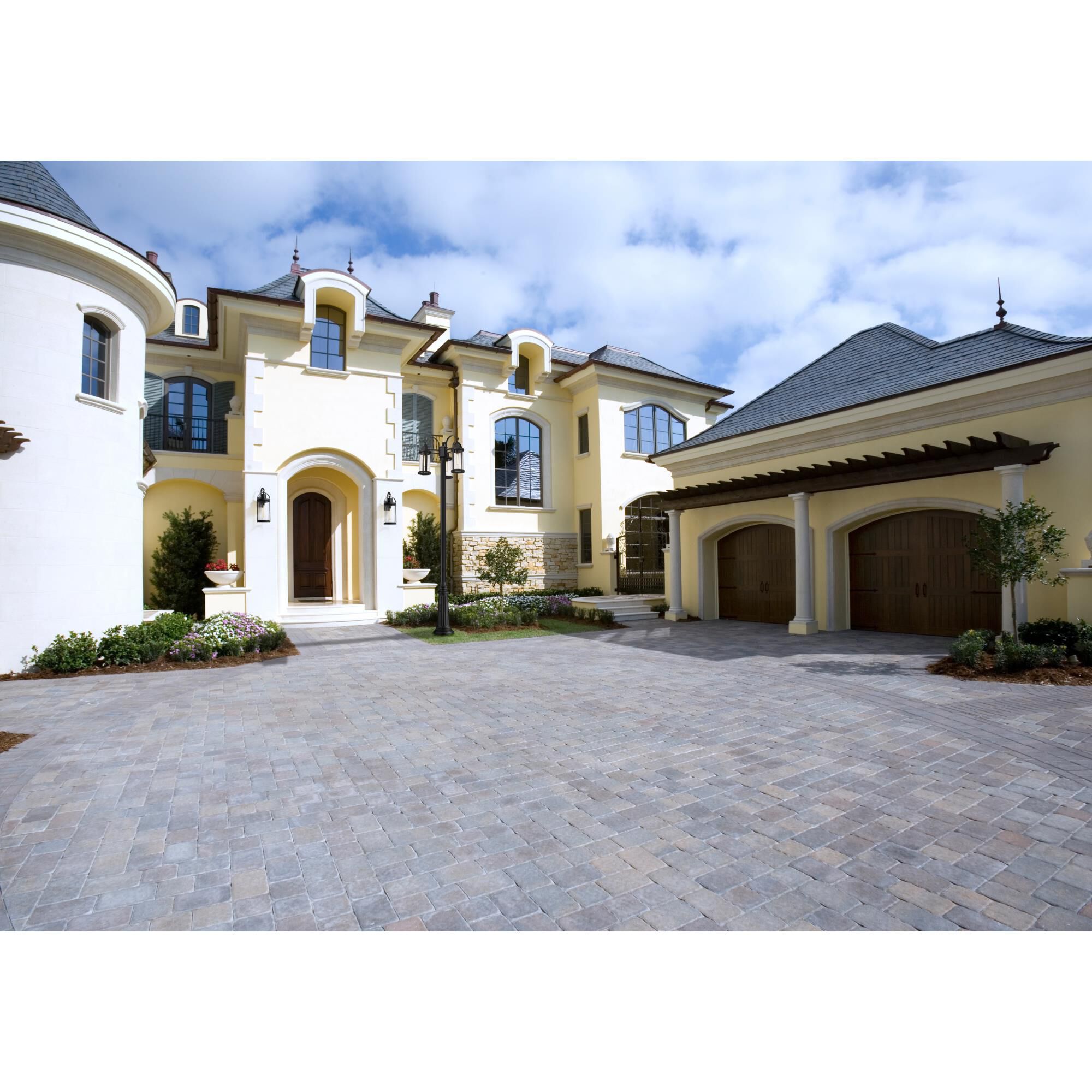 Shown in Black finish and Glass shade