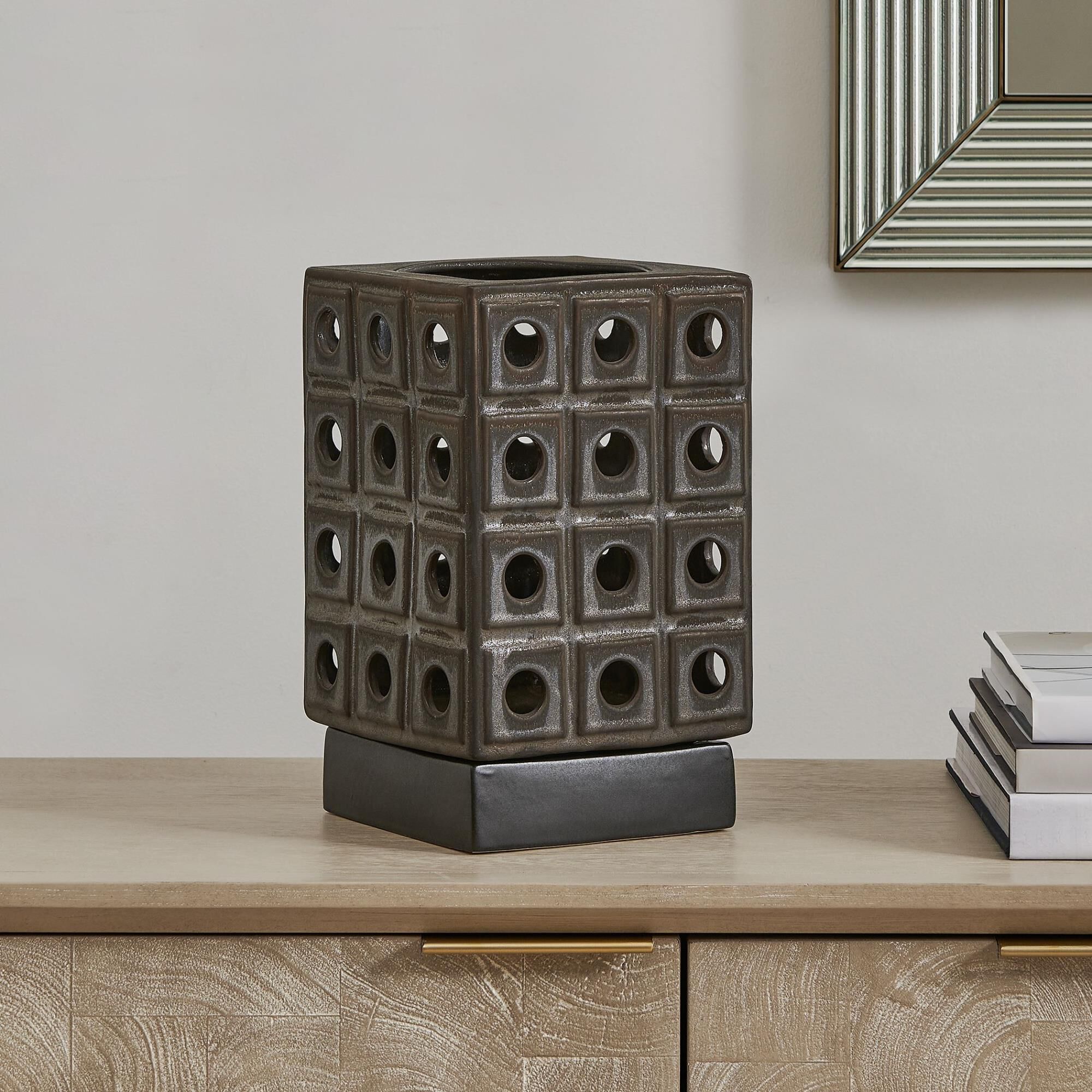 Shown in Brown, Gray finish