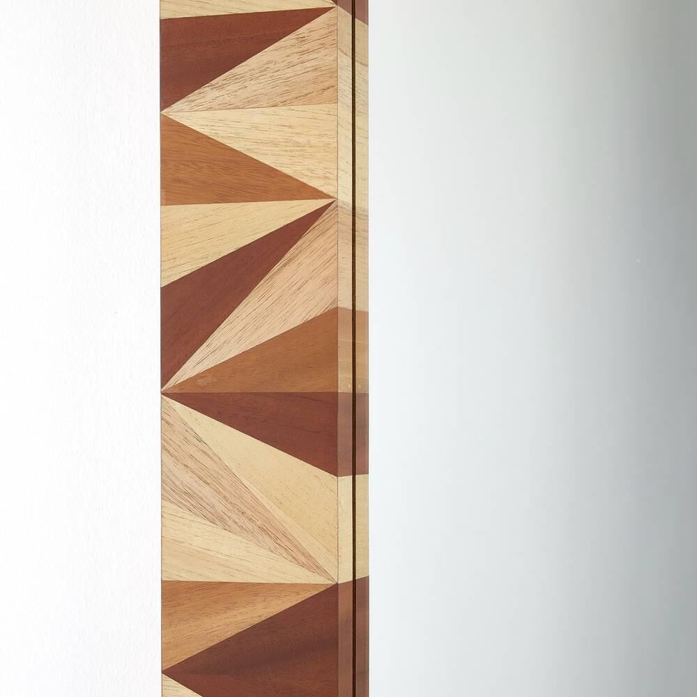 Shown in Blonde Straw Marquetry finish