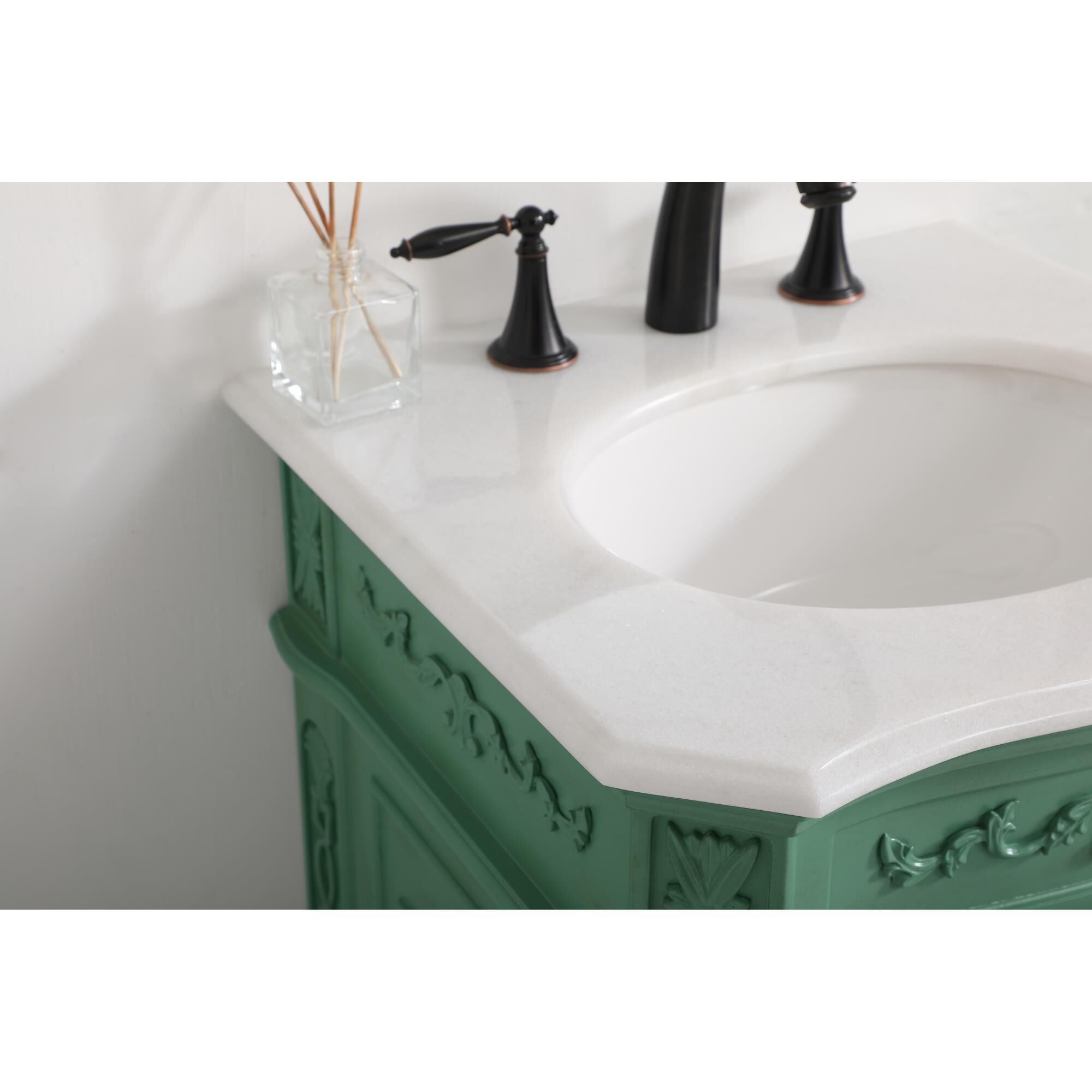 Shown in Vintage Mint finish