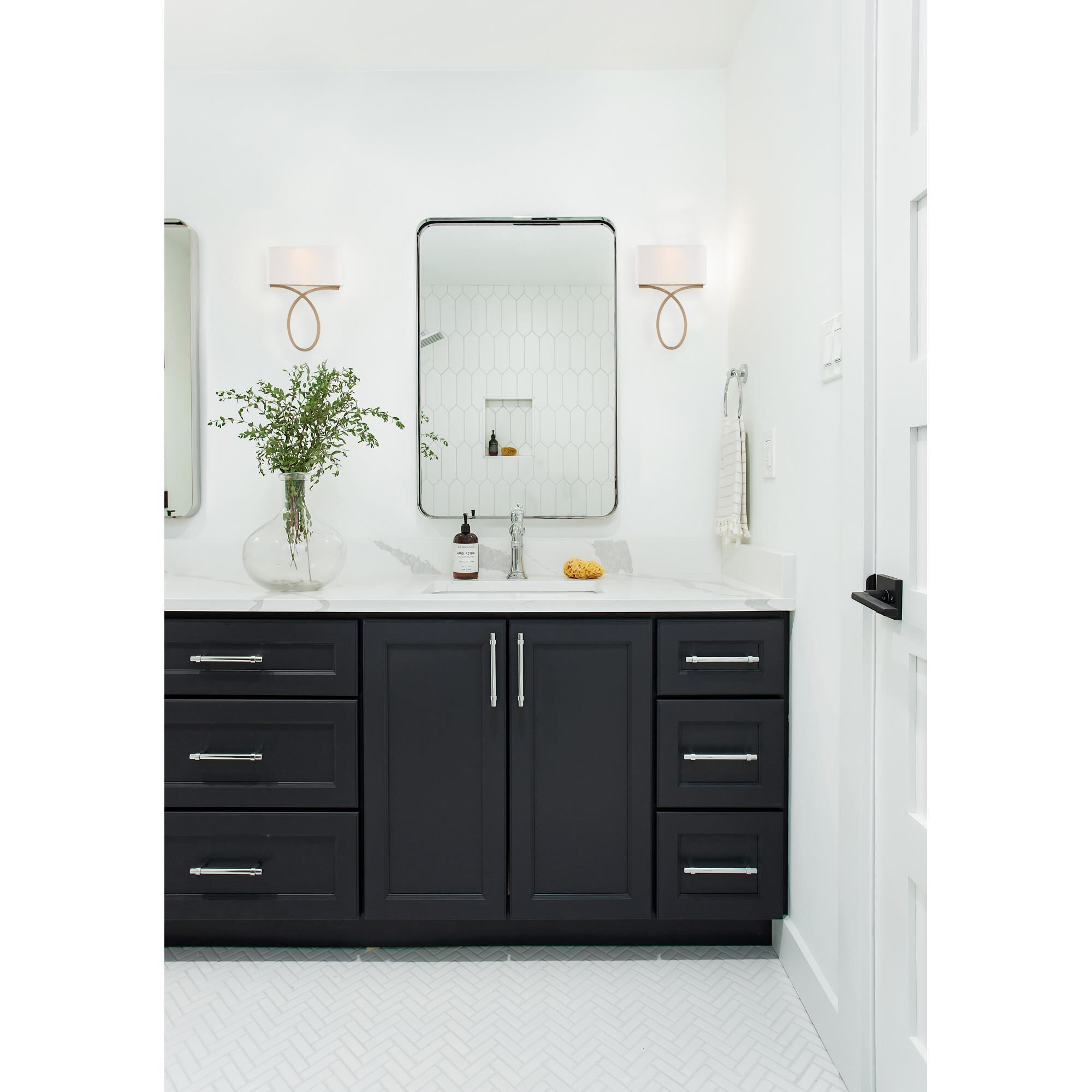 Shown in Vibrant Gold finish and Silk glass and White shade