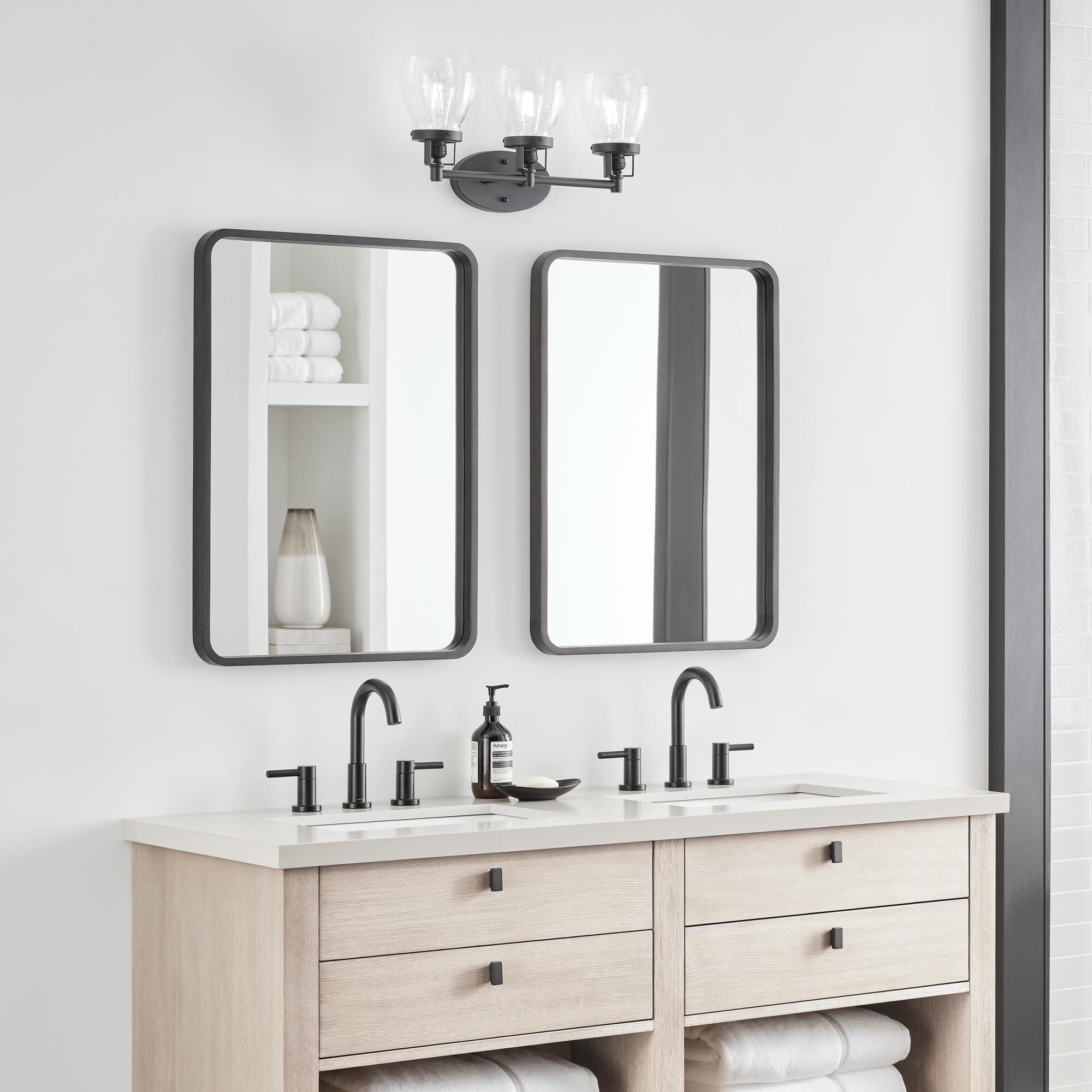 Shown in Midnight Black finish and Clear Seeded glass