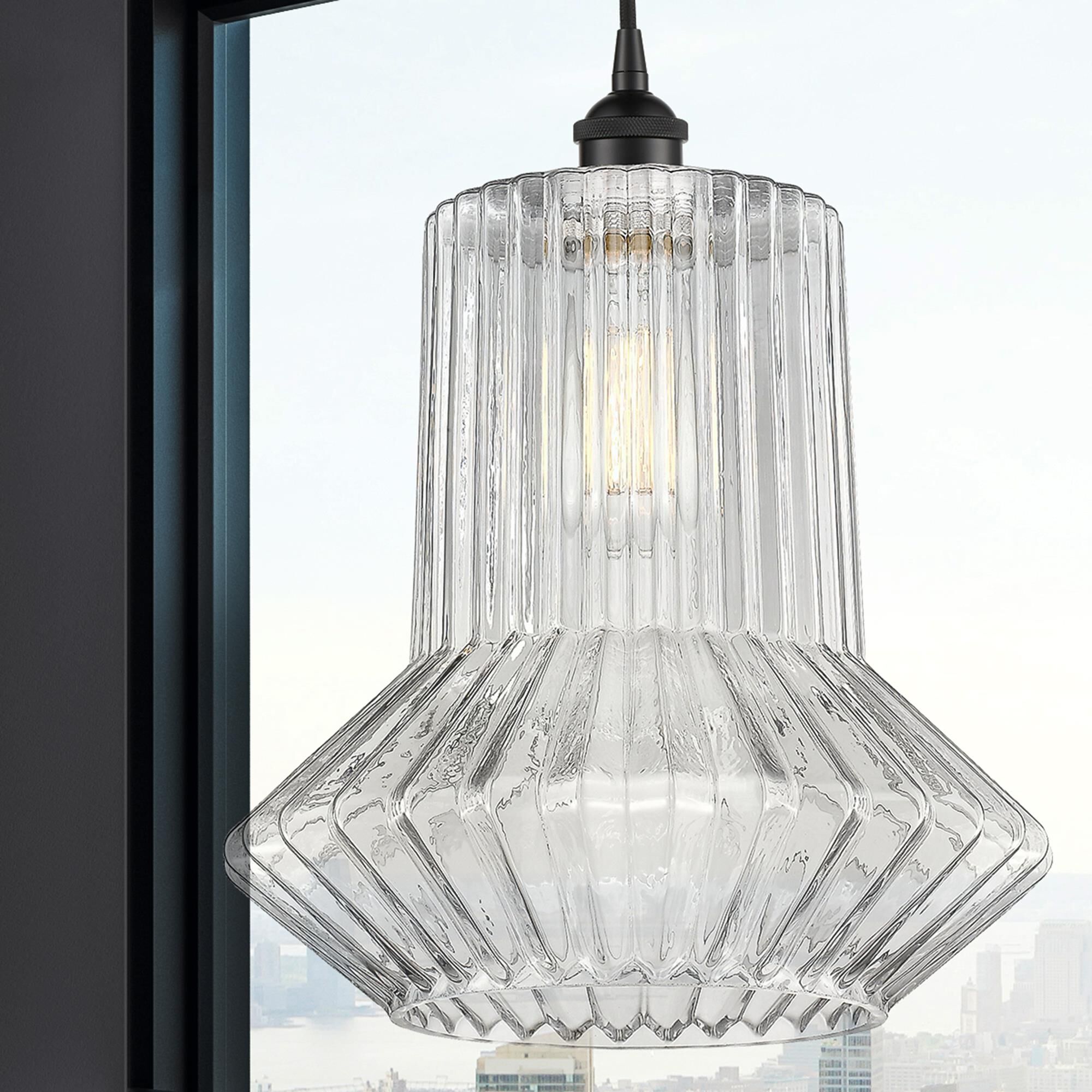 Shown in Matte Black finish and Clear Spiral Fluted Springwater glass