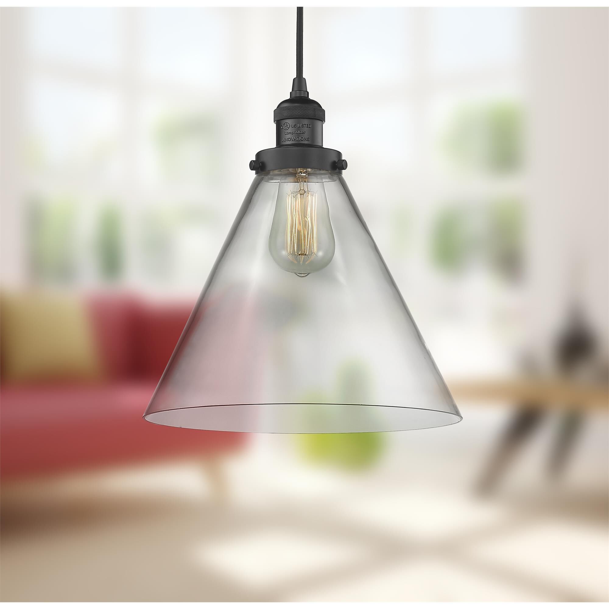 Shown in Matte Black finish and Clear glass