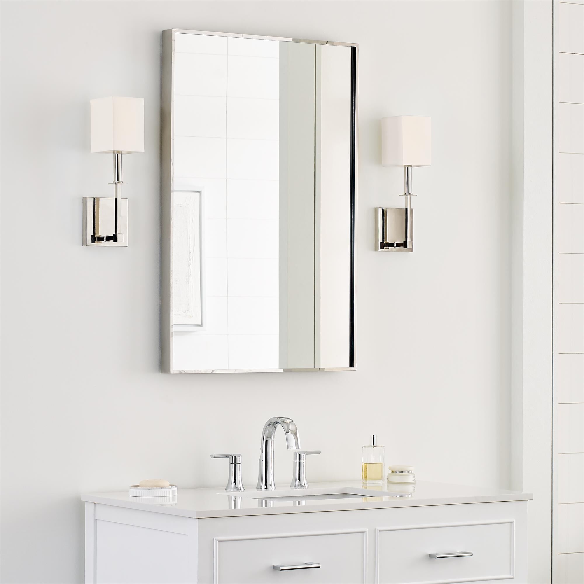 Quinn Medium Wall Sconce,