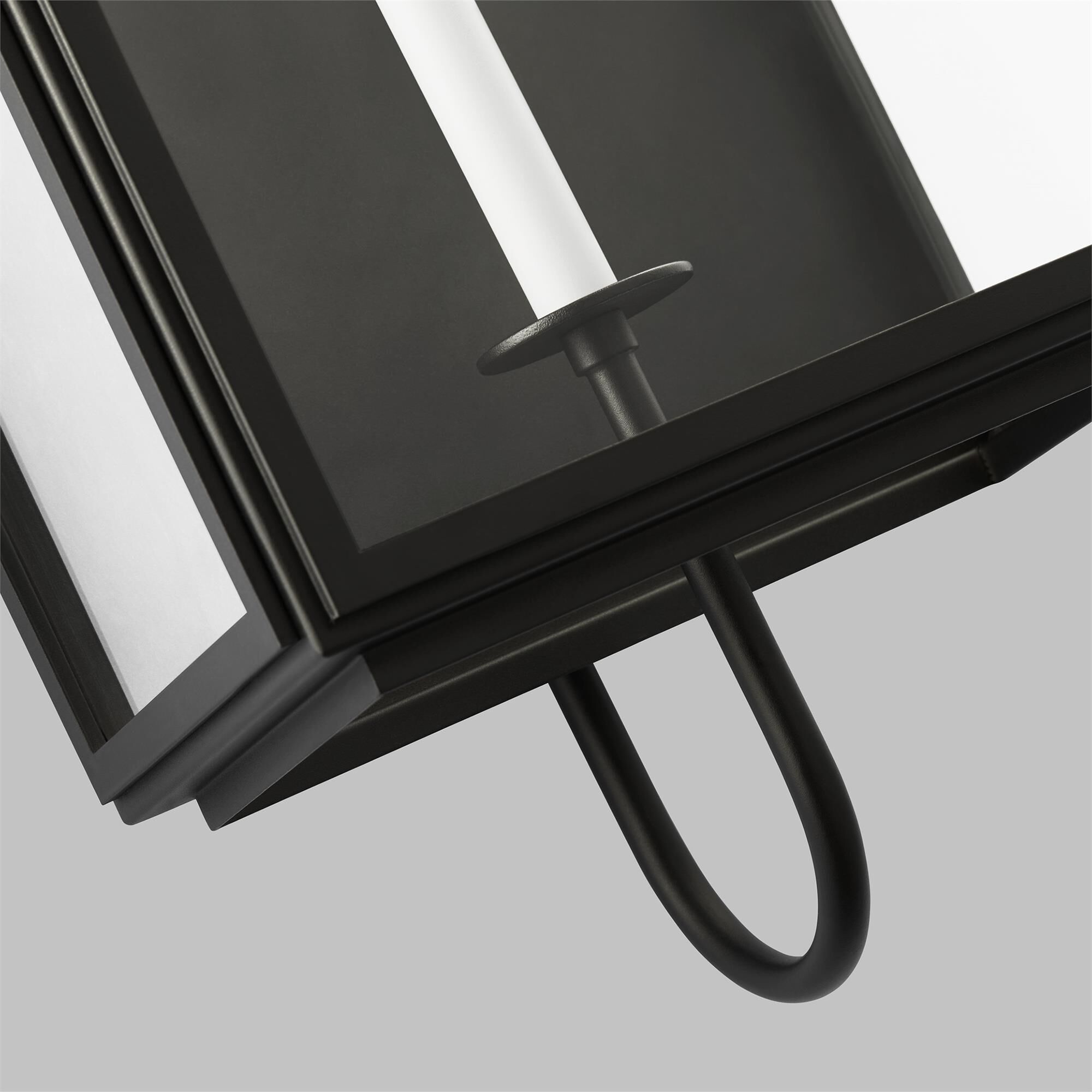 Shown in Textured Black finish and Clear Glass Panels shade