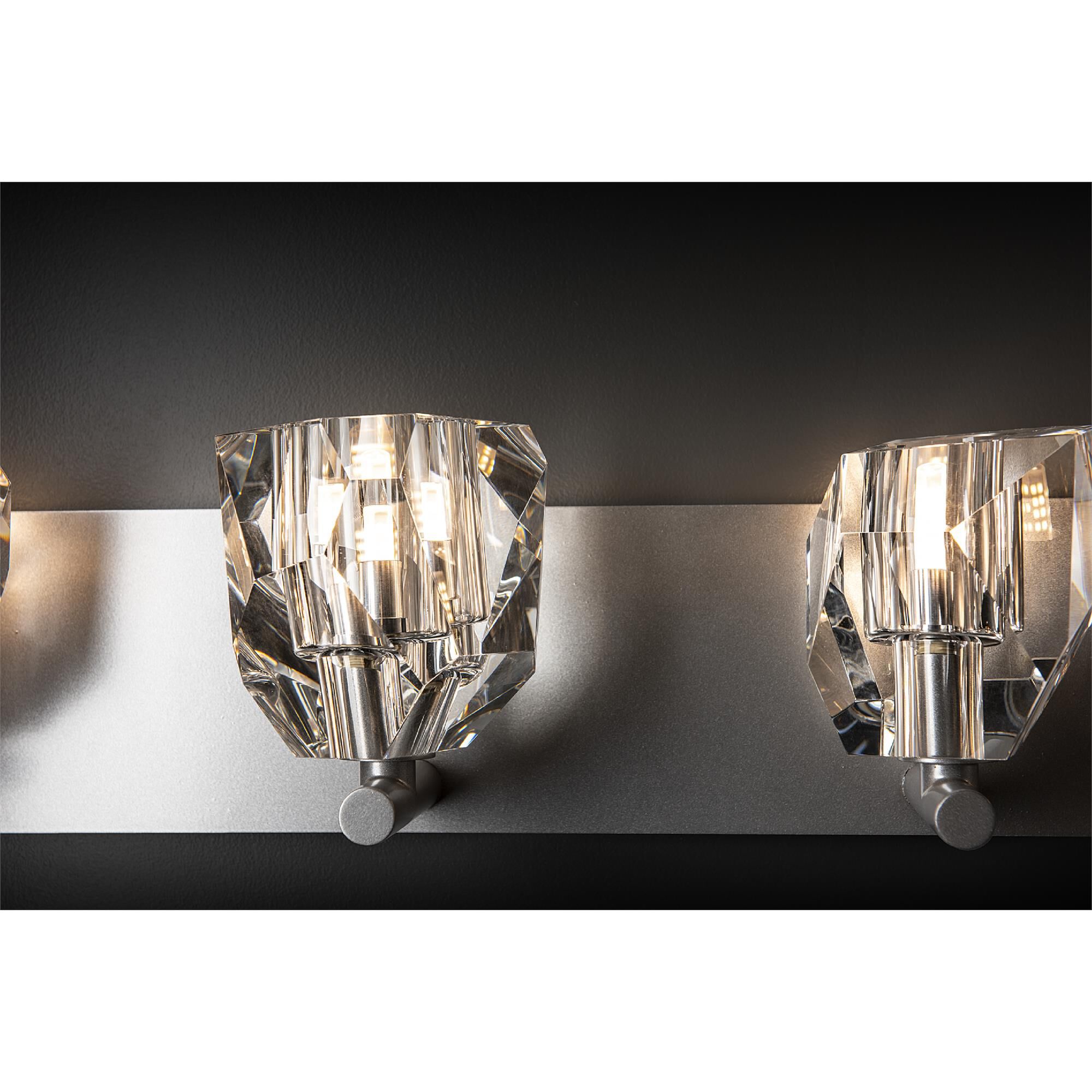 Shown in Vintage Platinum finish and Crystal (Cr) accent