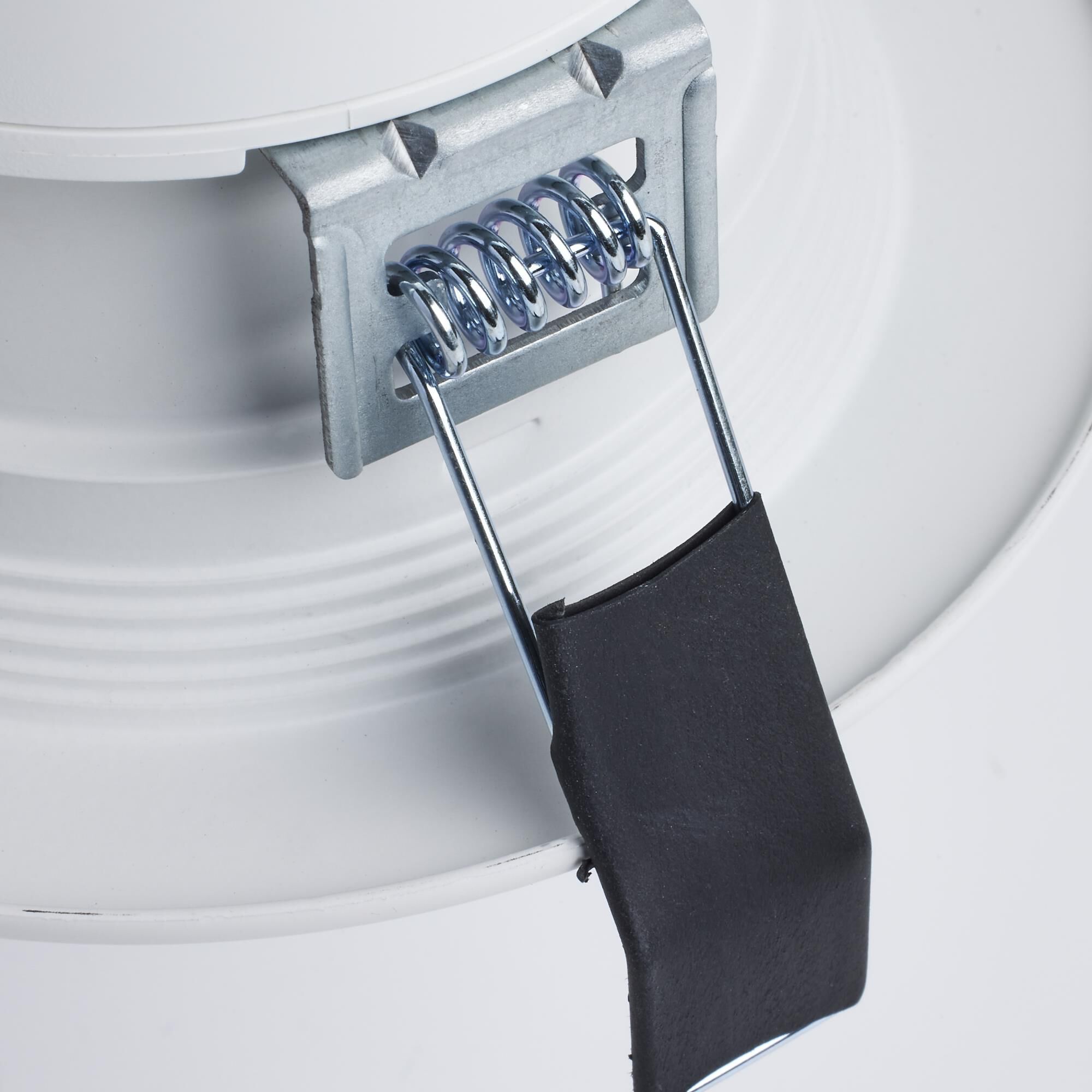 4 Inch LED 90 Degree Recessed Lighting Trim by Satco