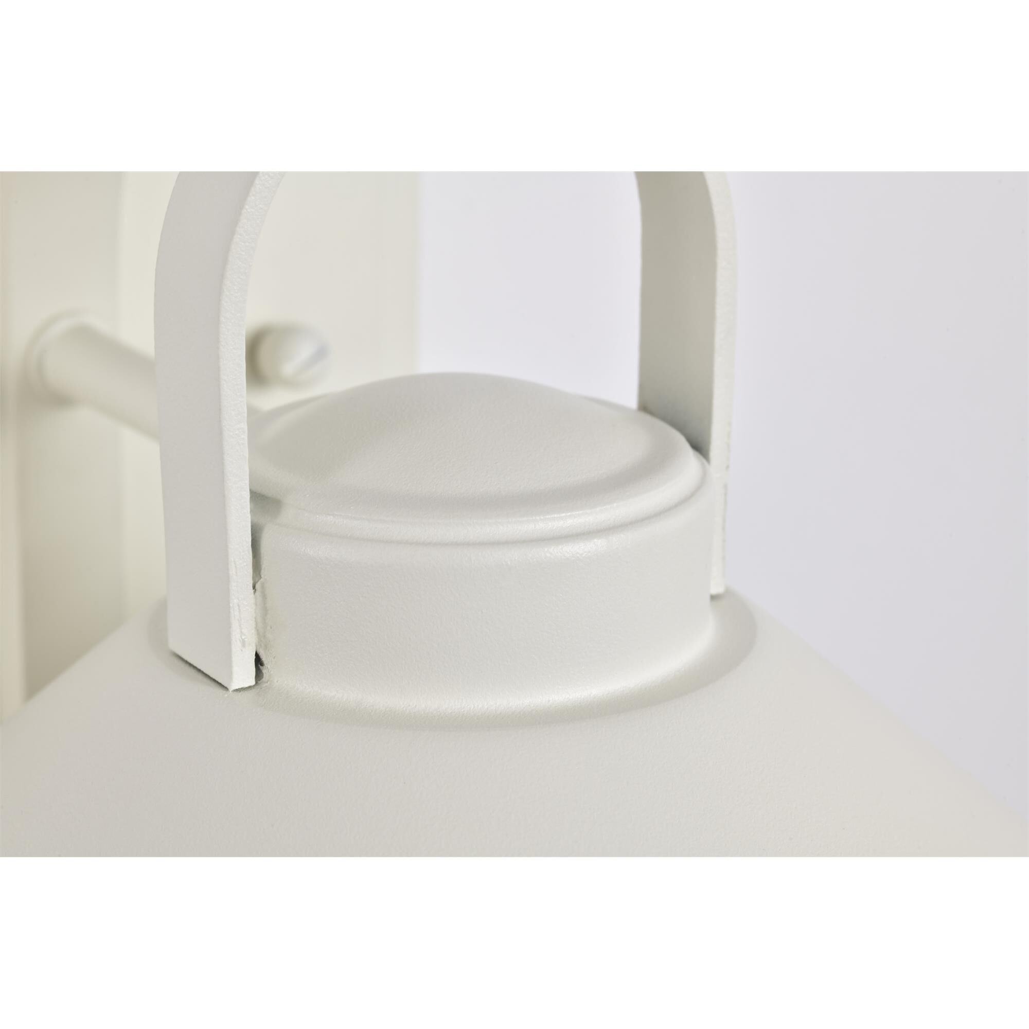 Shown in White finish and Clear Seeded glass