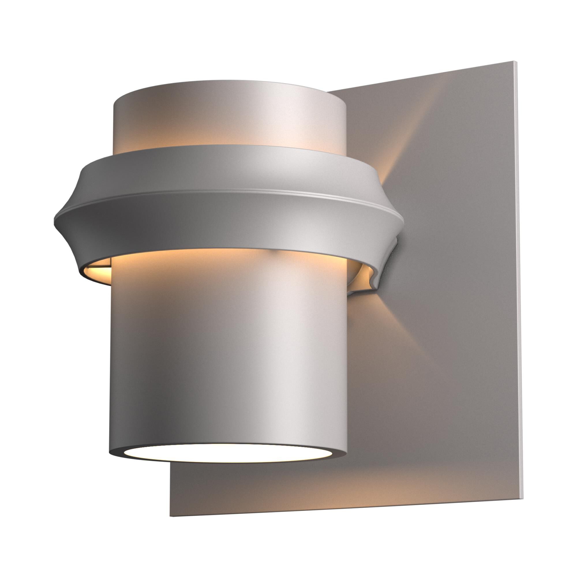 Shown in Coastal Burnished Steel finish