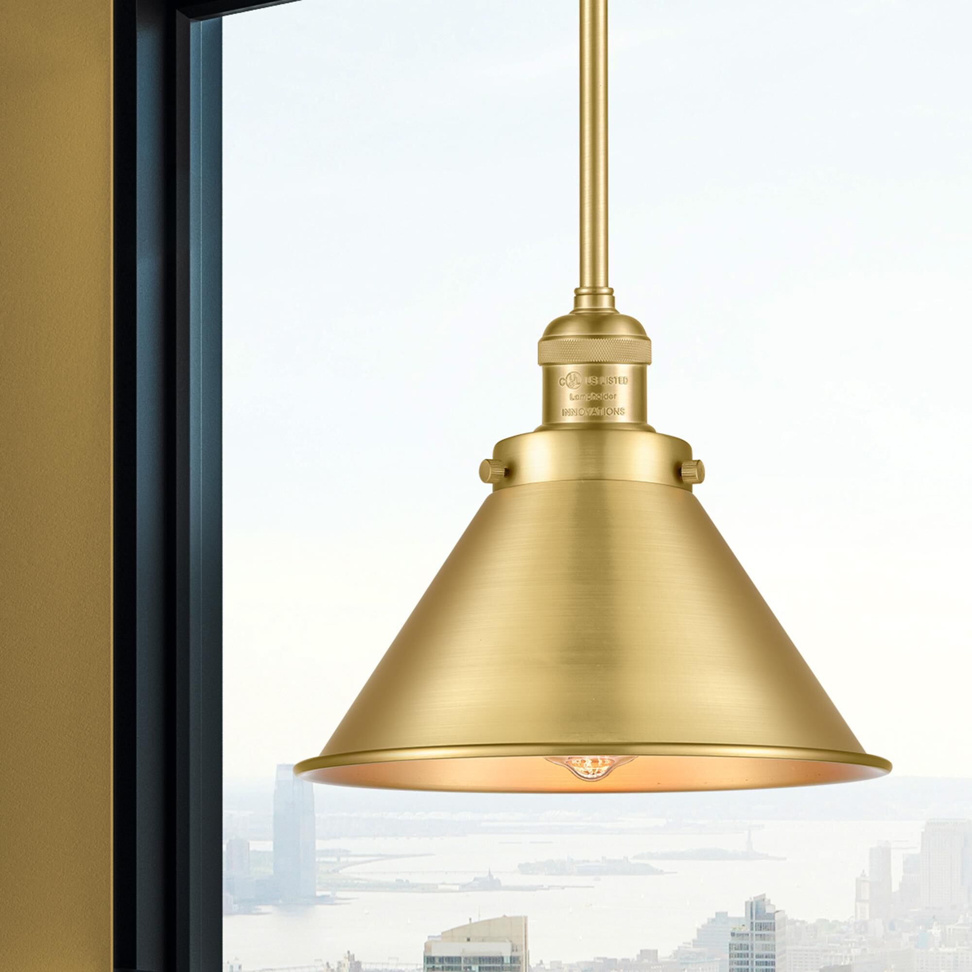 Shown in Satin Gold finish and Satin Gold Briarcliff shade