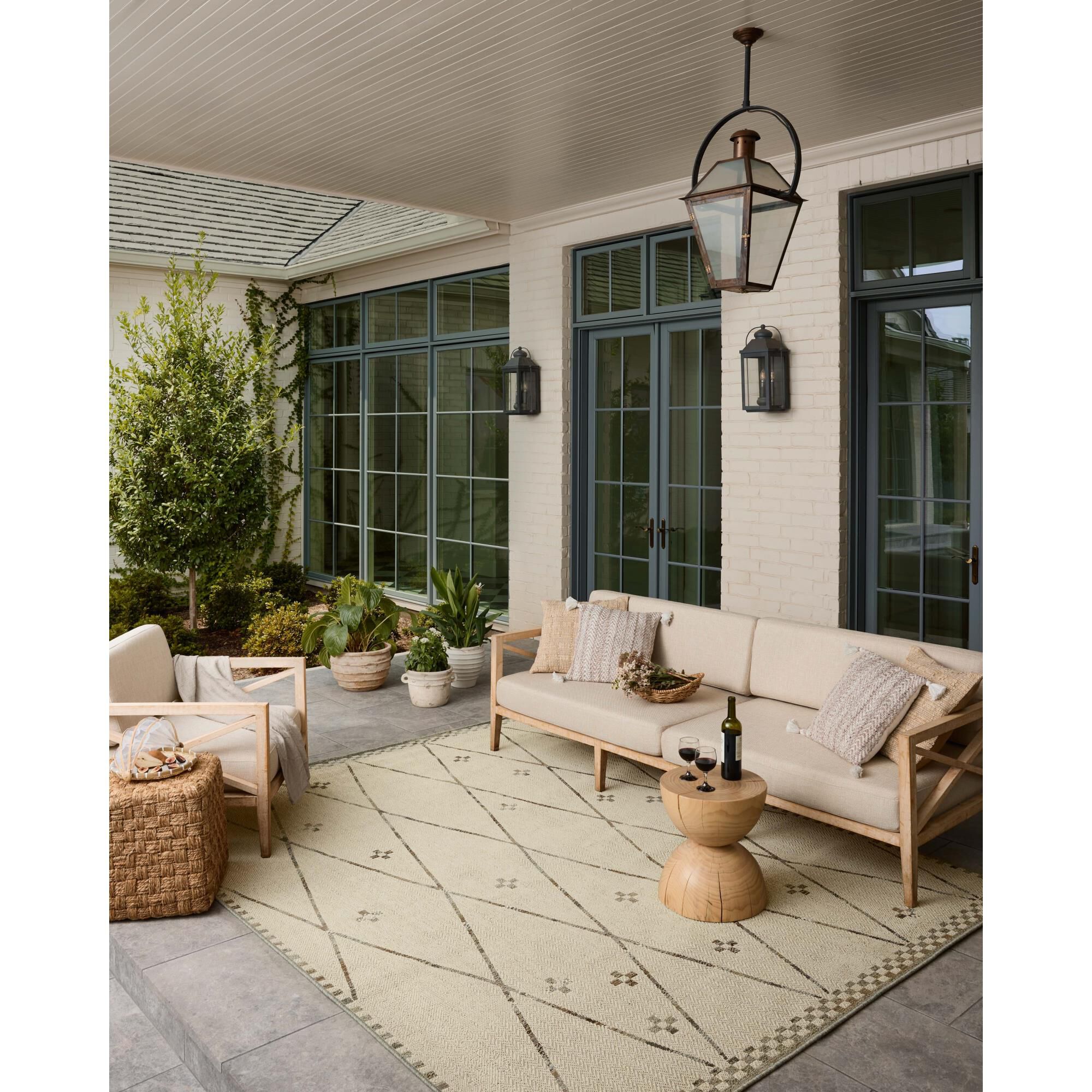 Saylor Area Rug by Loloi Rugs