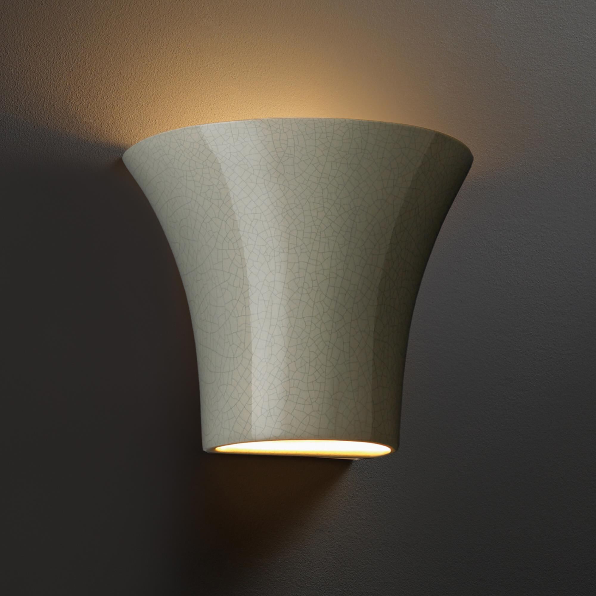 Shown in Celadon Green Crackle finish