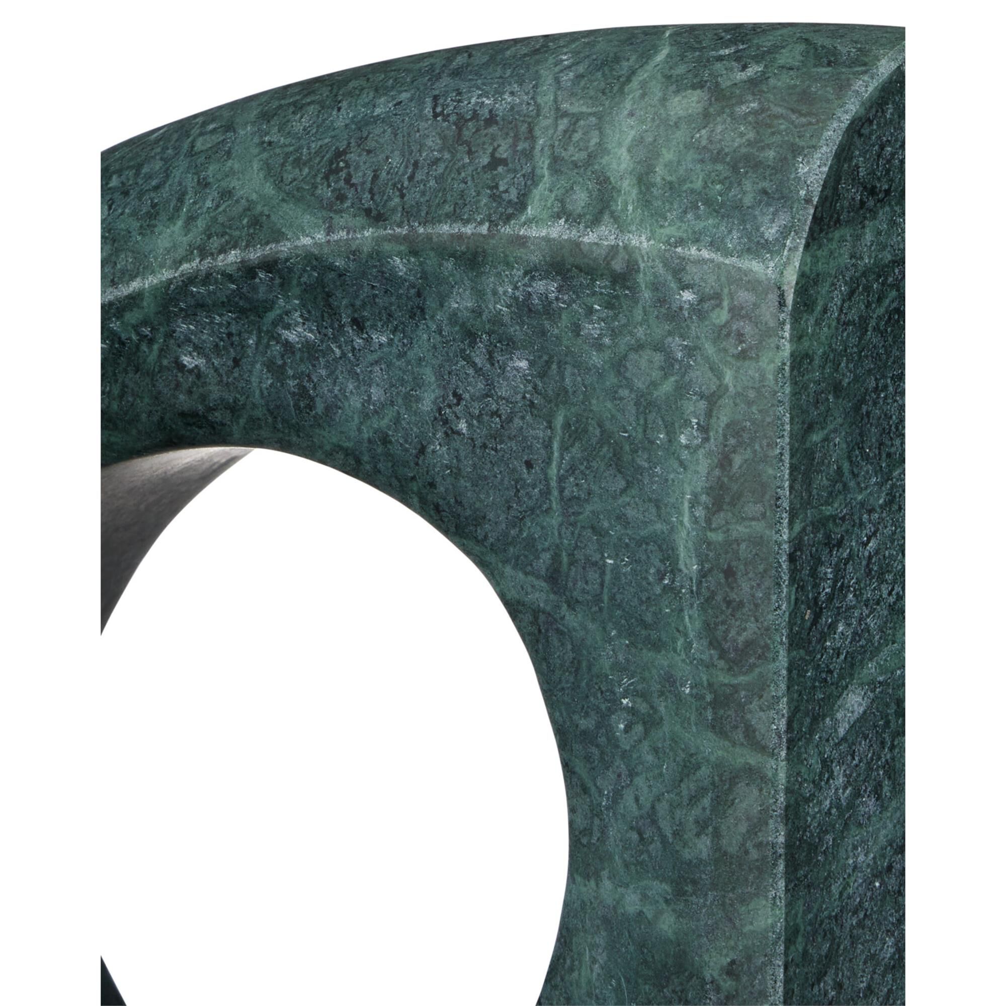 Russo Sculpture,