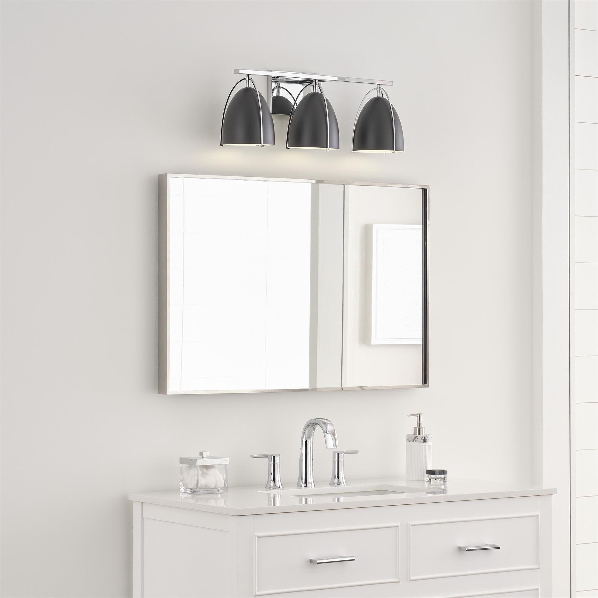 Shown in Chrome finish and Midnight Black Steel shade