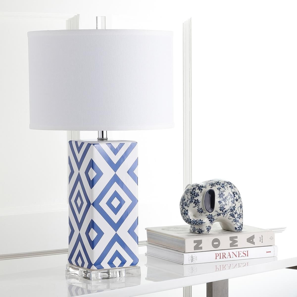Diamonds 27 Inch Table Lamp by Safavieh