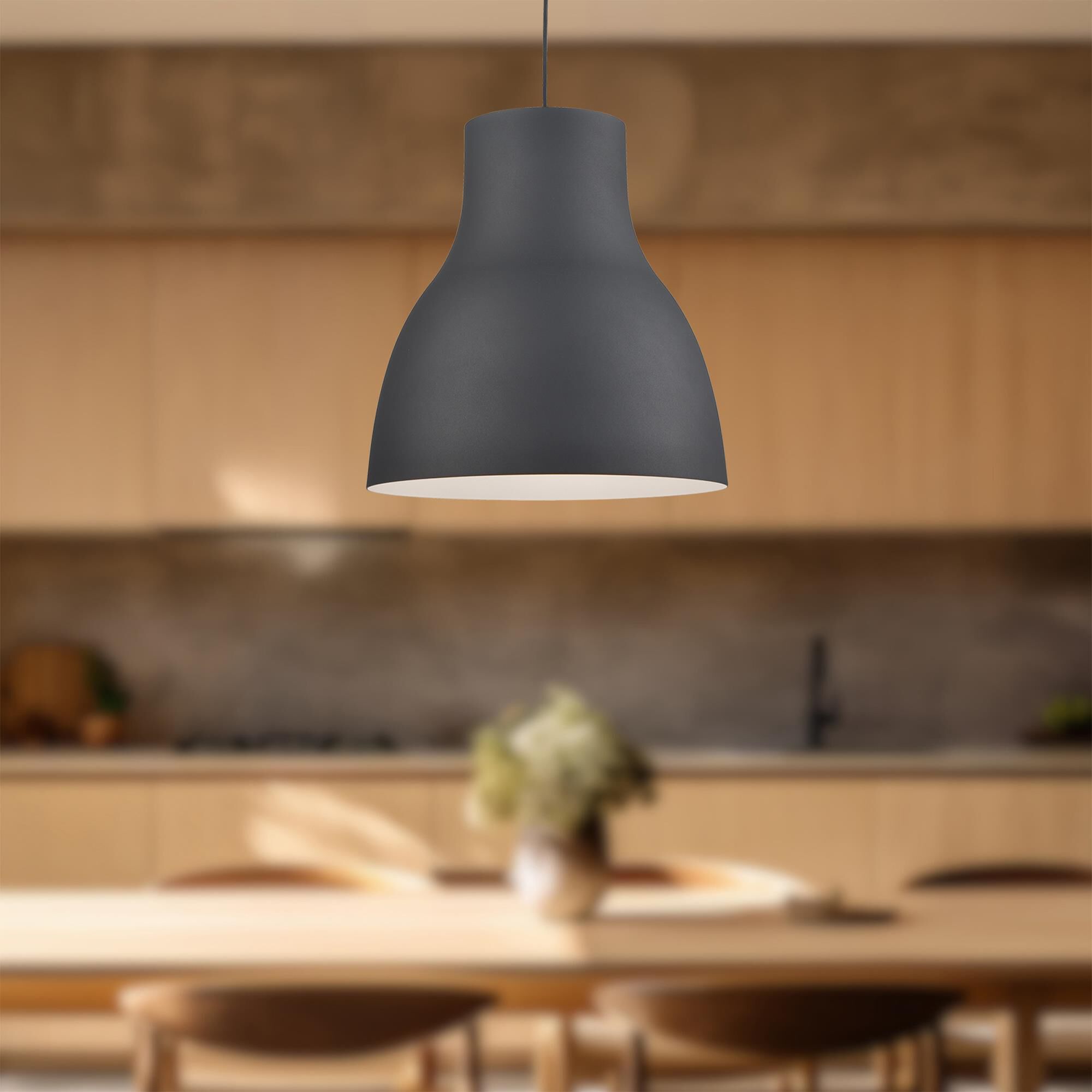 Shown in Black finish and Aluminium shade