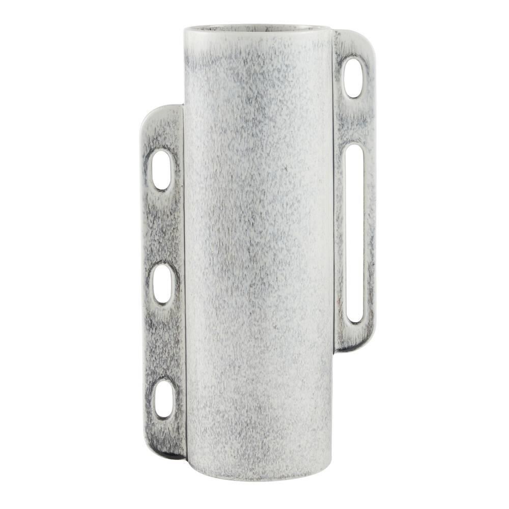 Shown in Ice Reactive finish