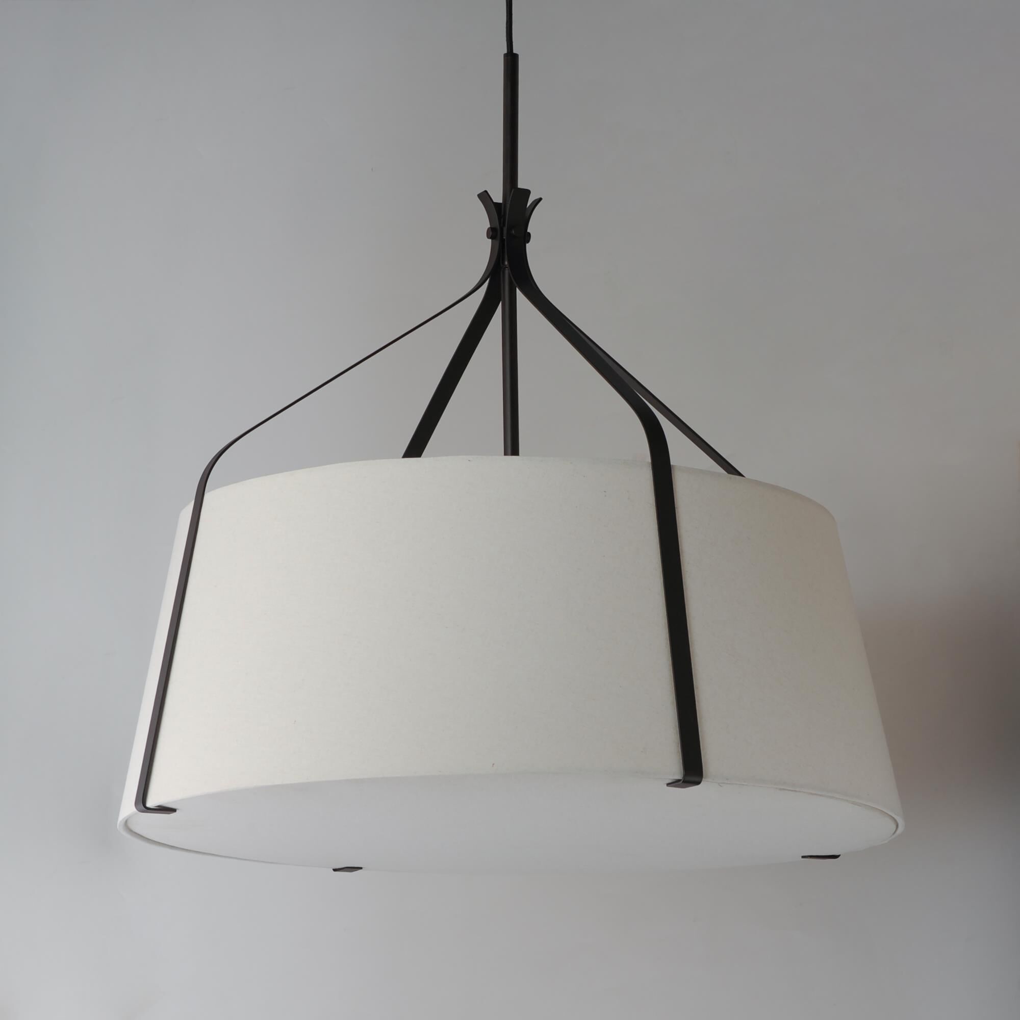 Bandera 31 Inch Chandelier by Maxim Lighting