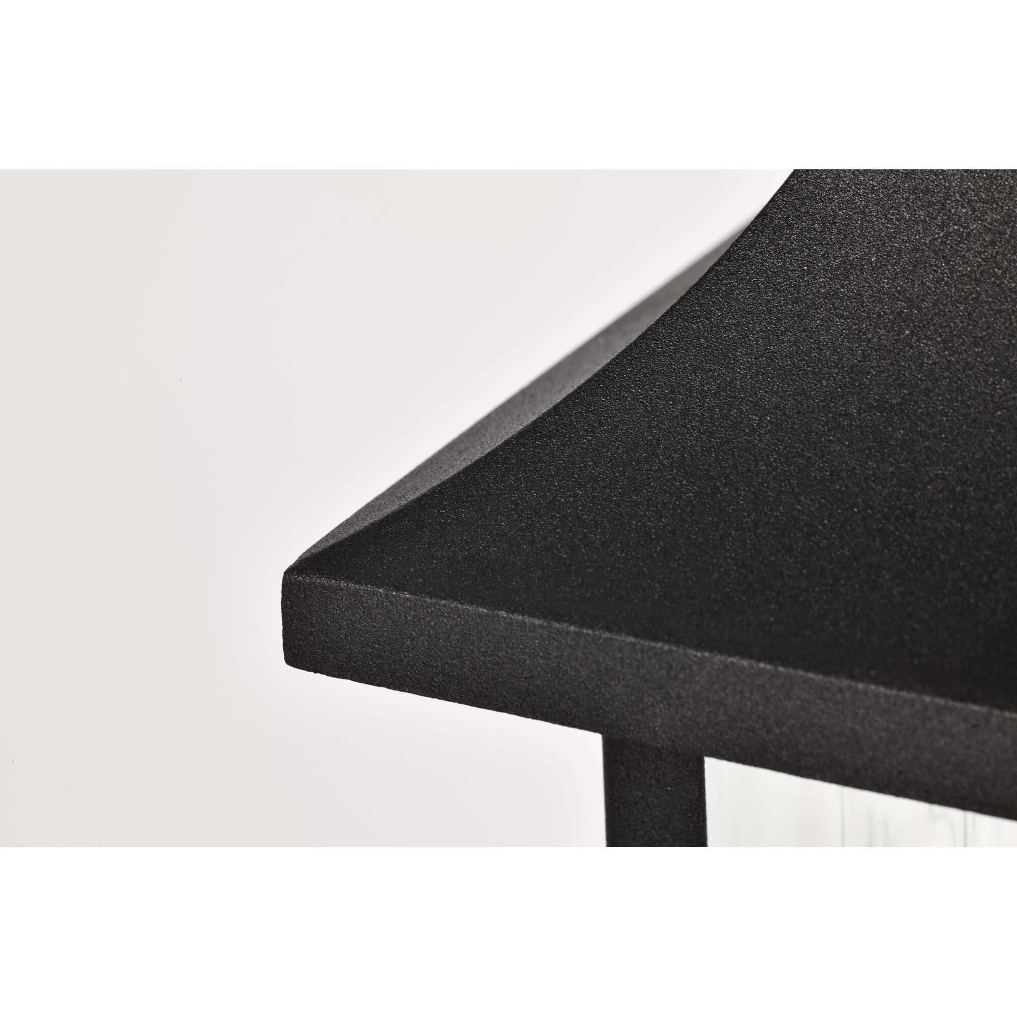 Shown in Matte Black finish and Clear Water glass