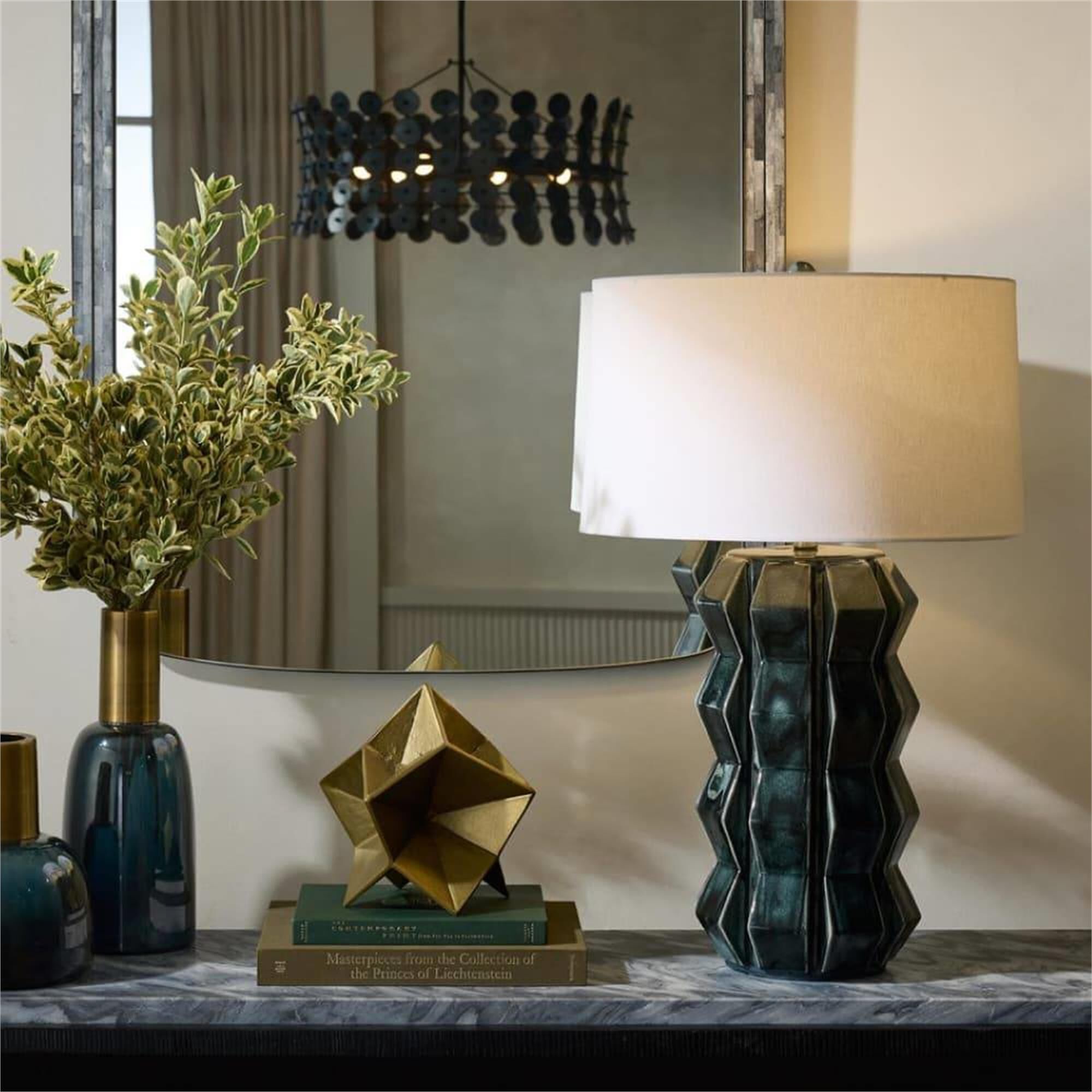 Shown in Ocean Reactive finish