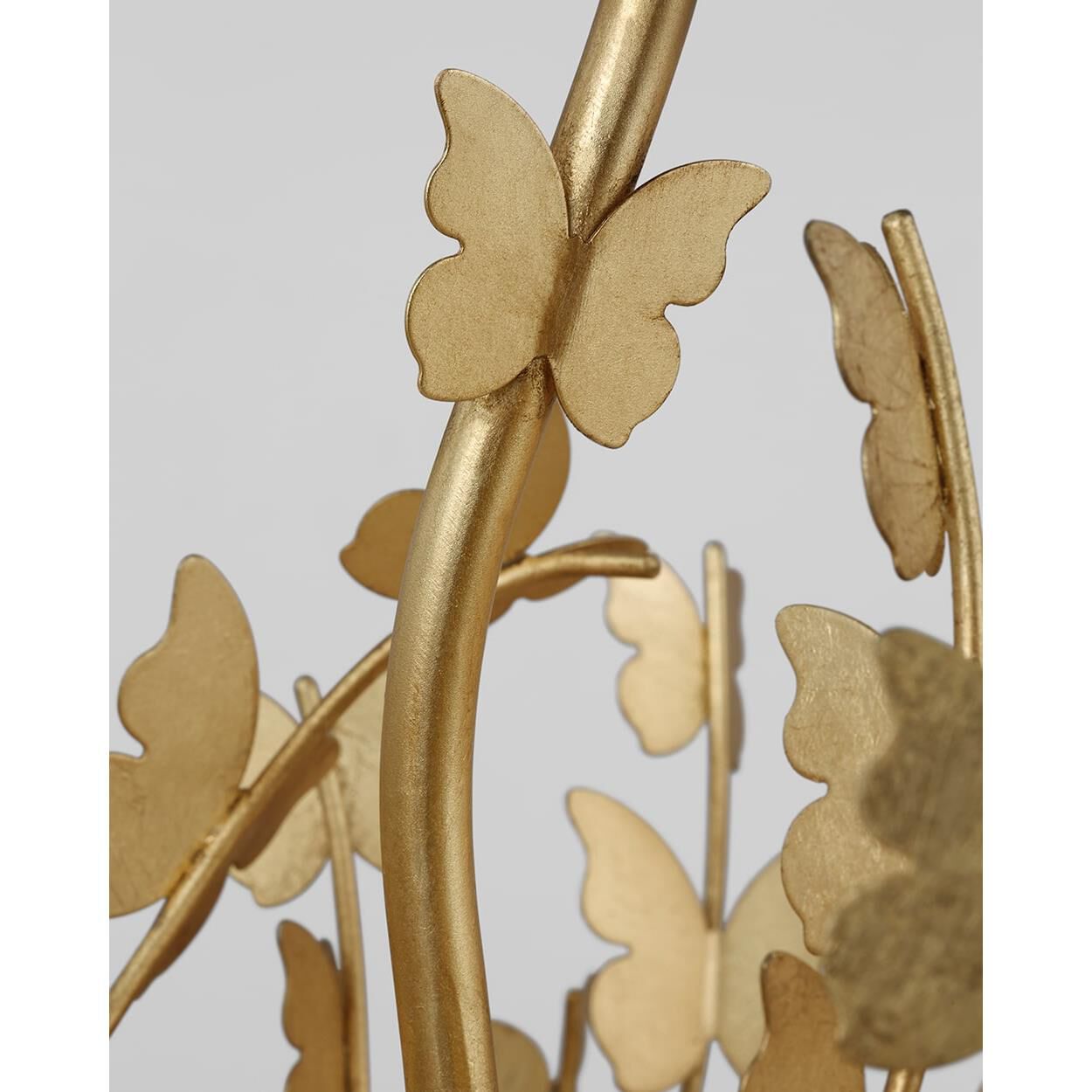 Shown in Gild finish