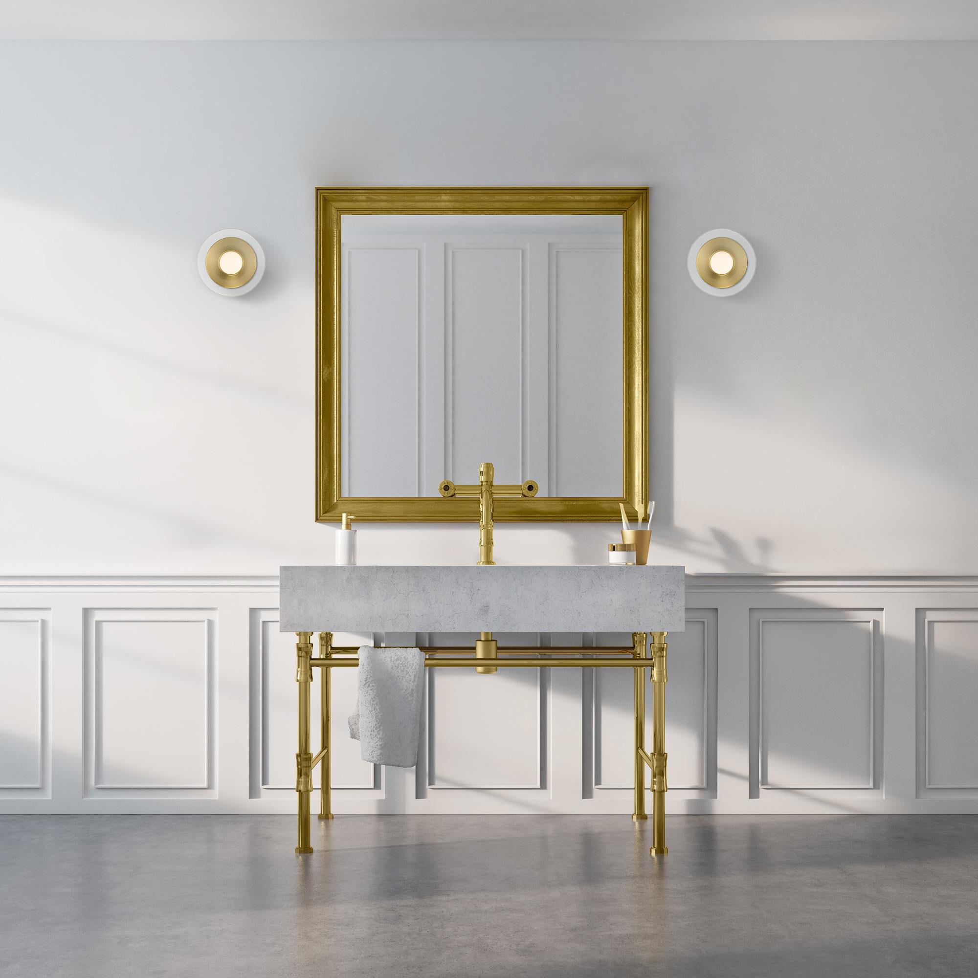 Shown in Brushed Gold finish and Clear glass