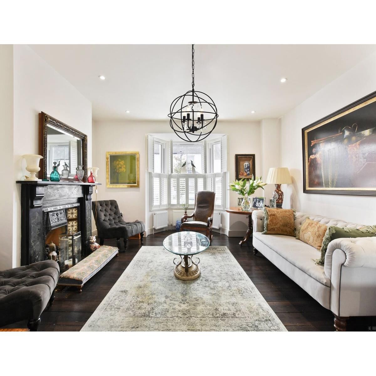 Shown in Matte Black finish and Clear Royal Cut crystal