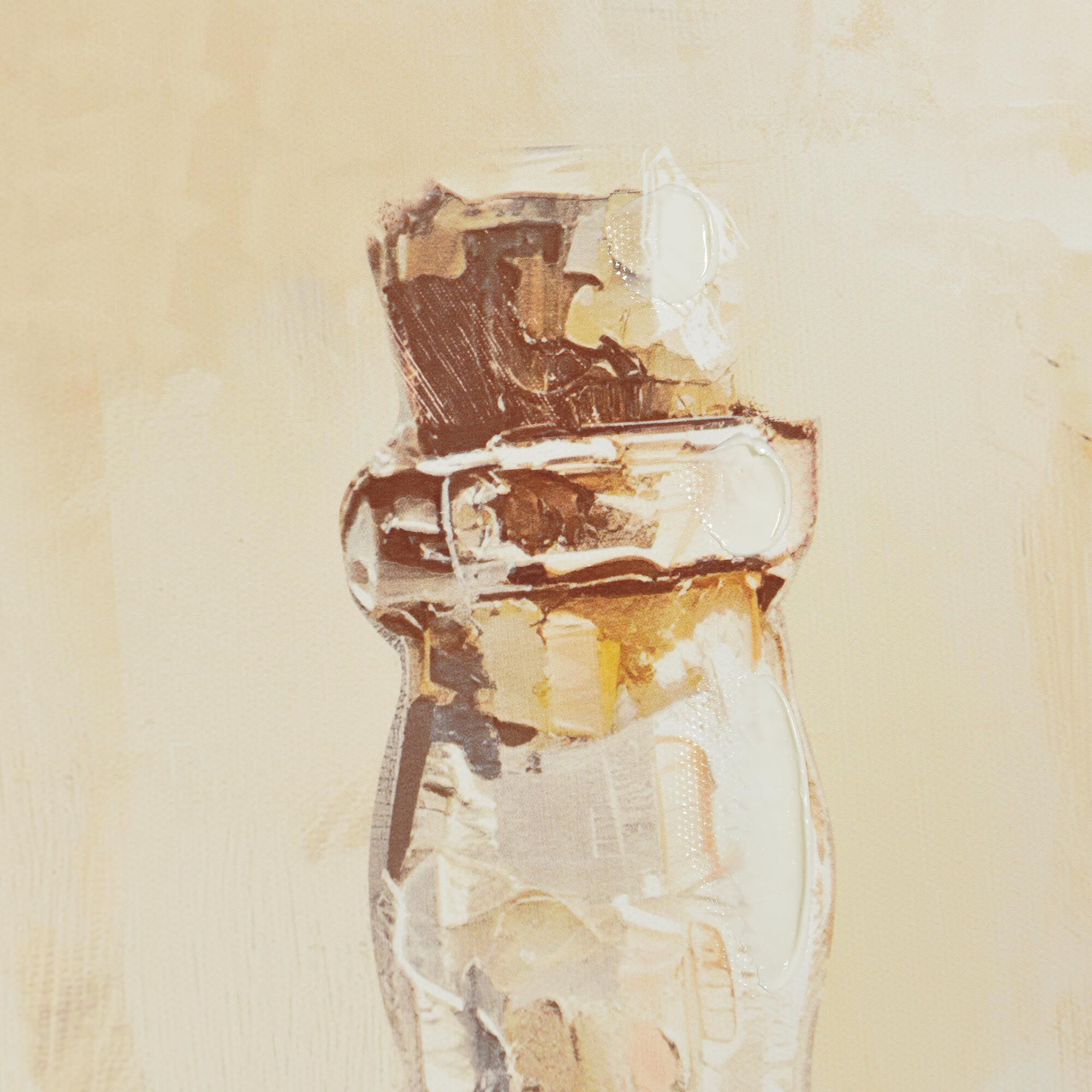 Shown in Orange, Red, Cream finish