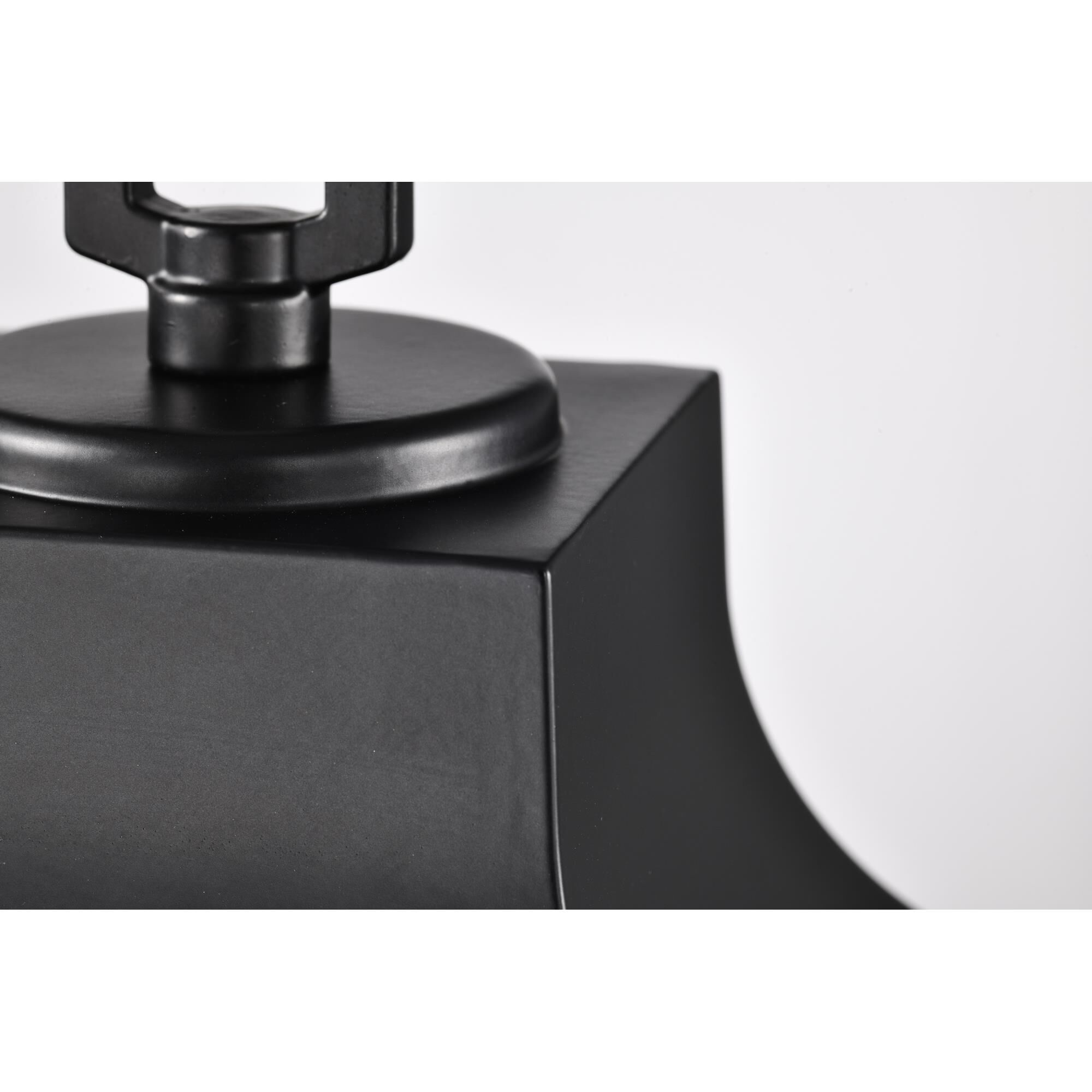 Shown in Matte Black finish and Water glass and Clear Water shade