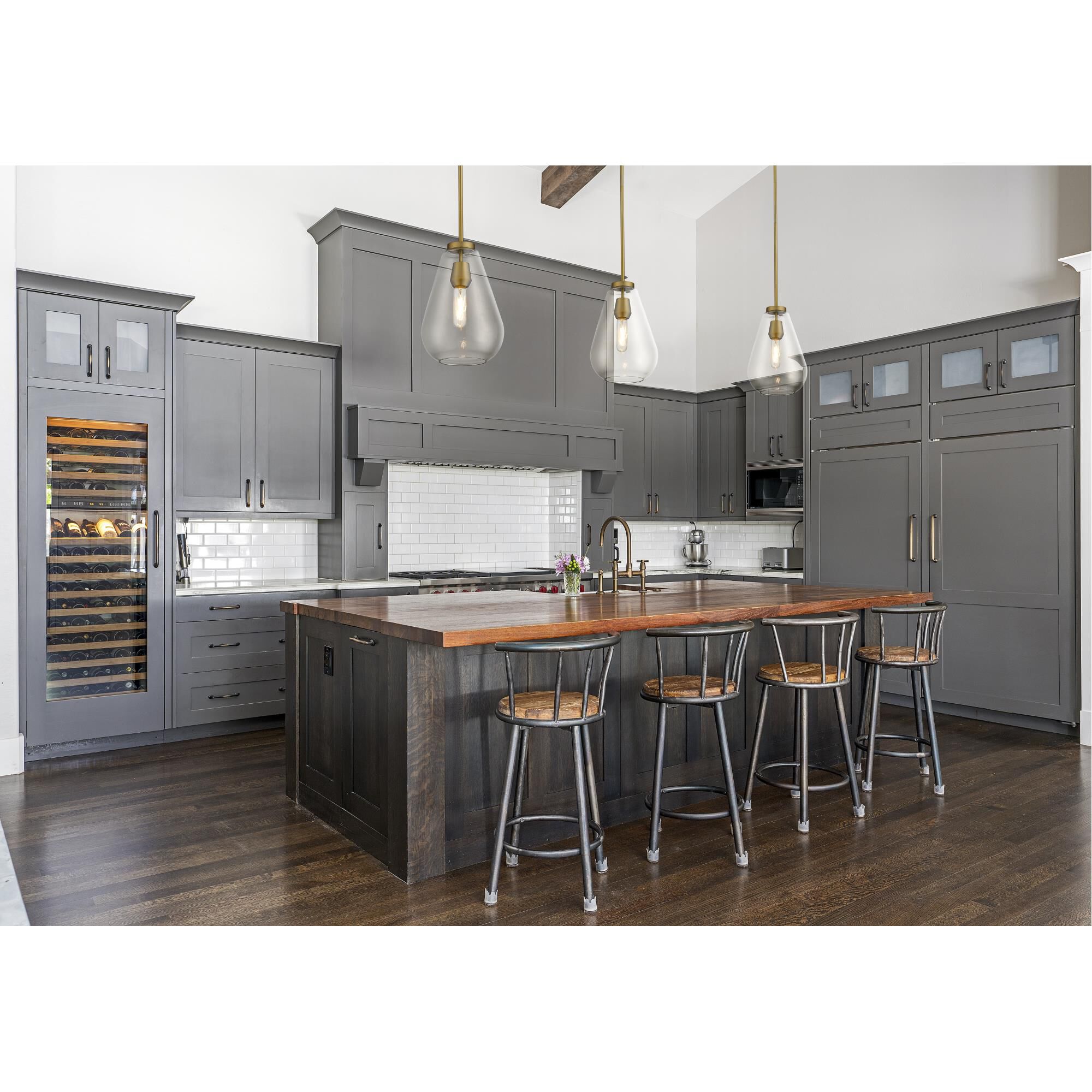 Shown in Olde Brass finish and Glass shade