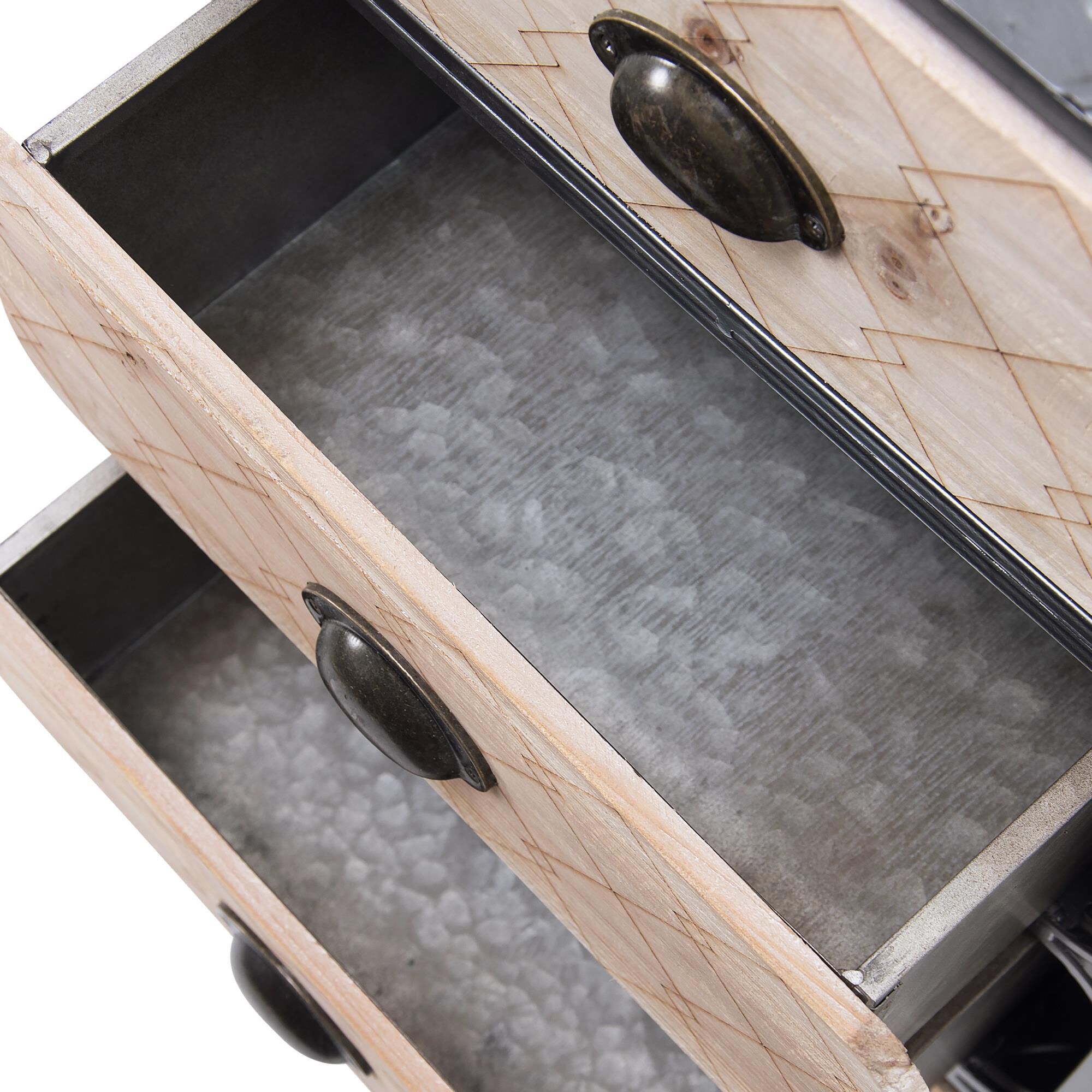 Darby End Table by Varaluz