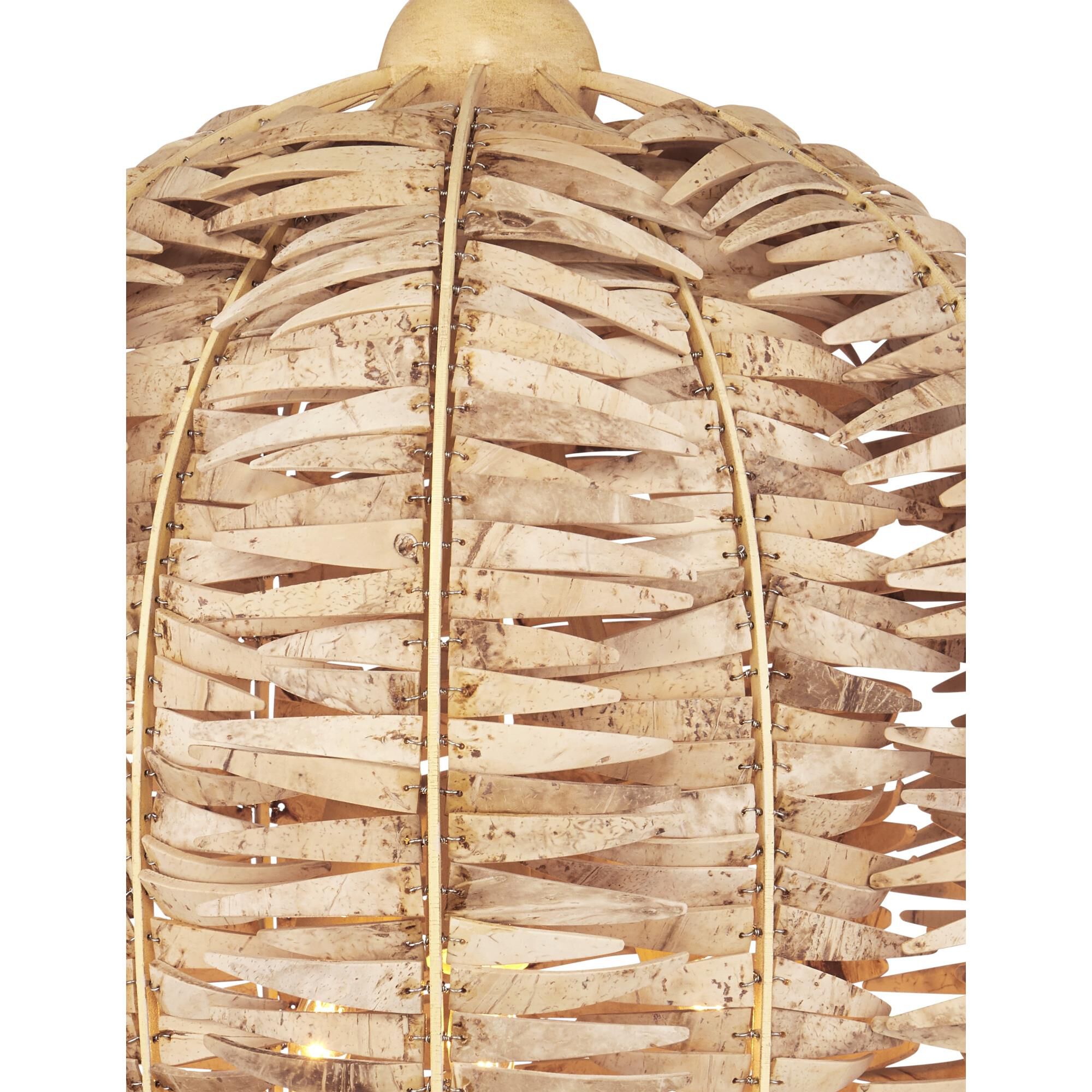 Shown in Natural, Coco Cream finish