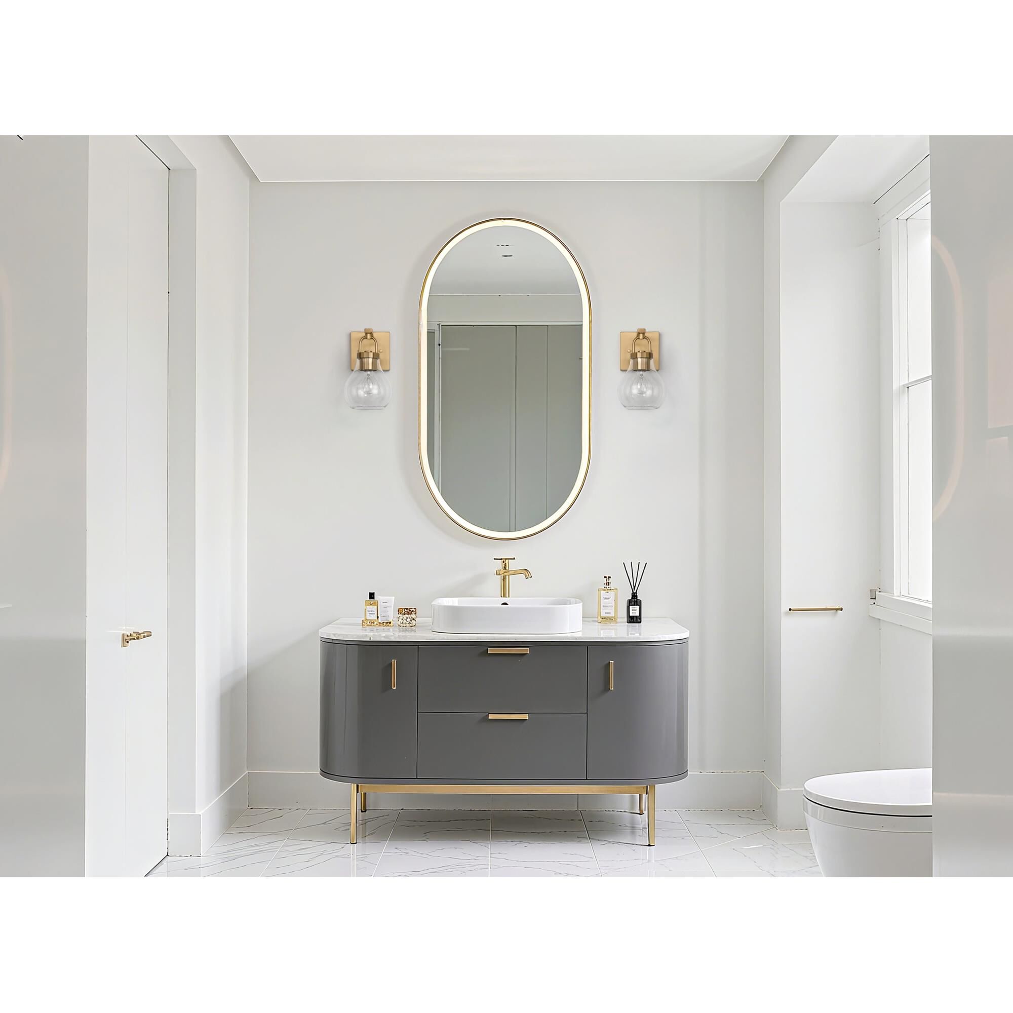 Shown in Champagne Gold finish and Clear glass