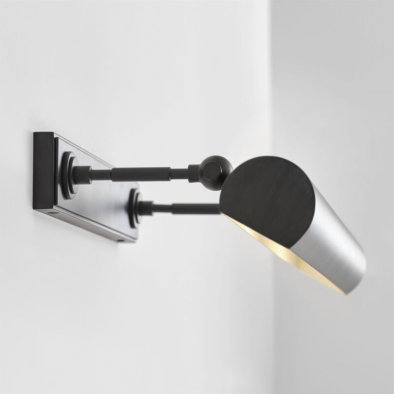 Chapman & Myers Kenyon 24 Inch Picture Light by Visual Comfort Studio