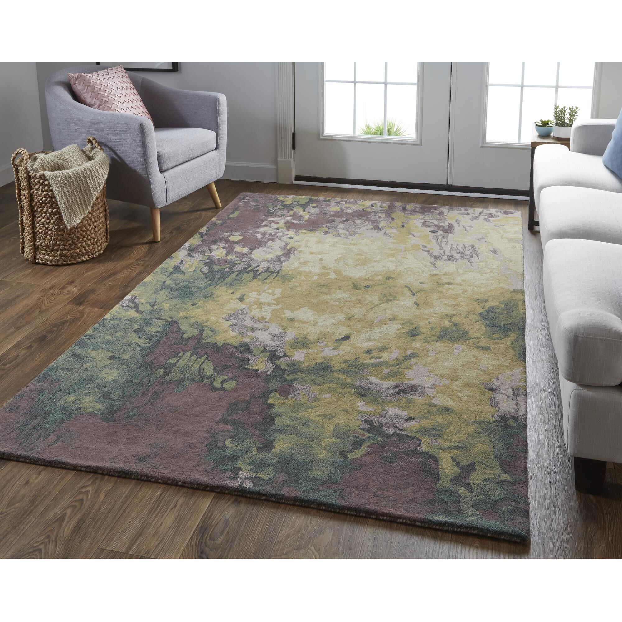 Amira Area Rug,