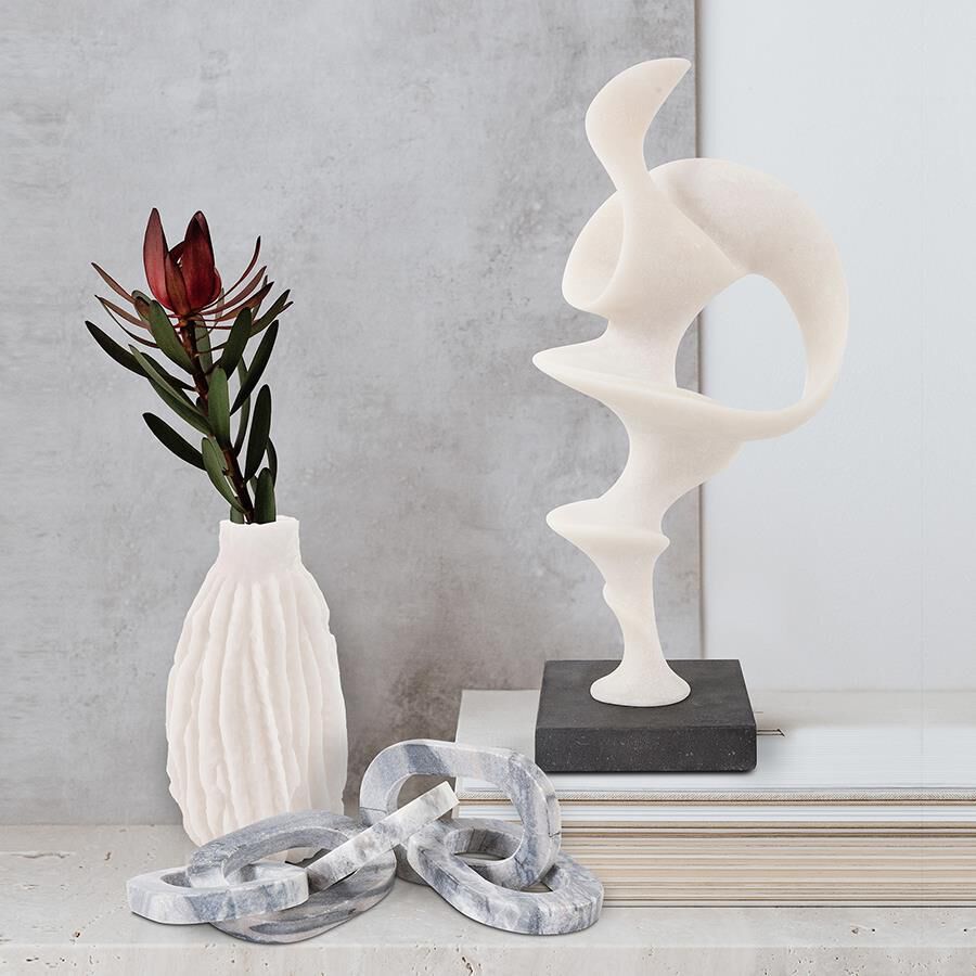 Shown in Textured finish